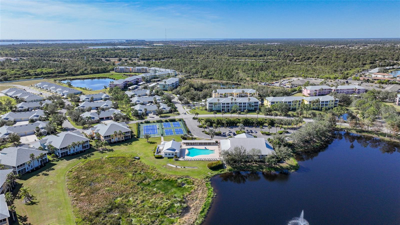 2121 HERON LAKE DR #203, PUNTA GORDA, FL, 33983