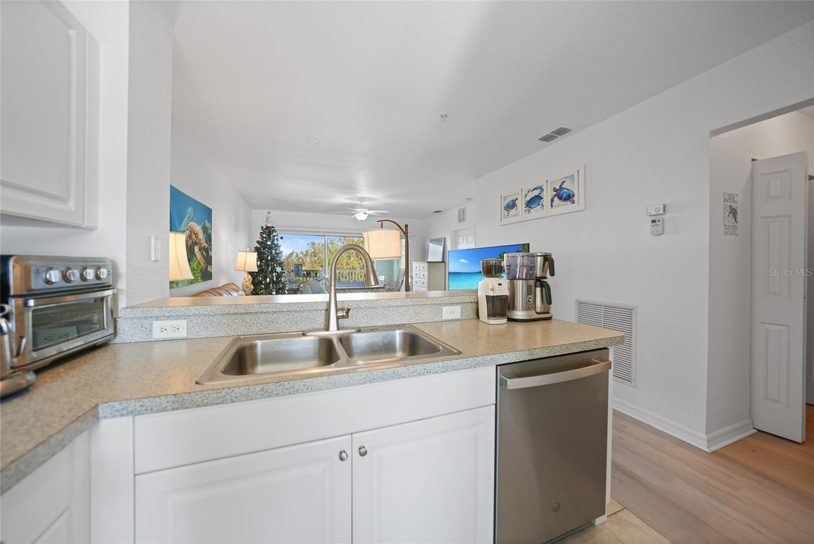 2121 HERON LAKE DR #203, PUNTA GORDA, FL, 33983