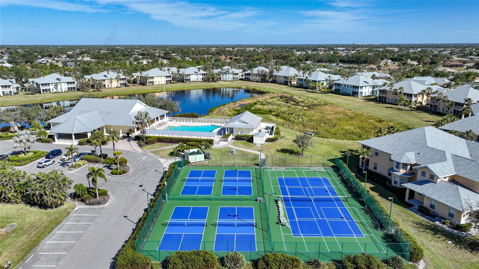 2121 HERON LAKE DR #203, PUNTA GORDA, FL, 33983