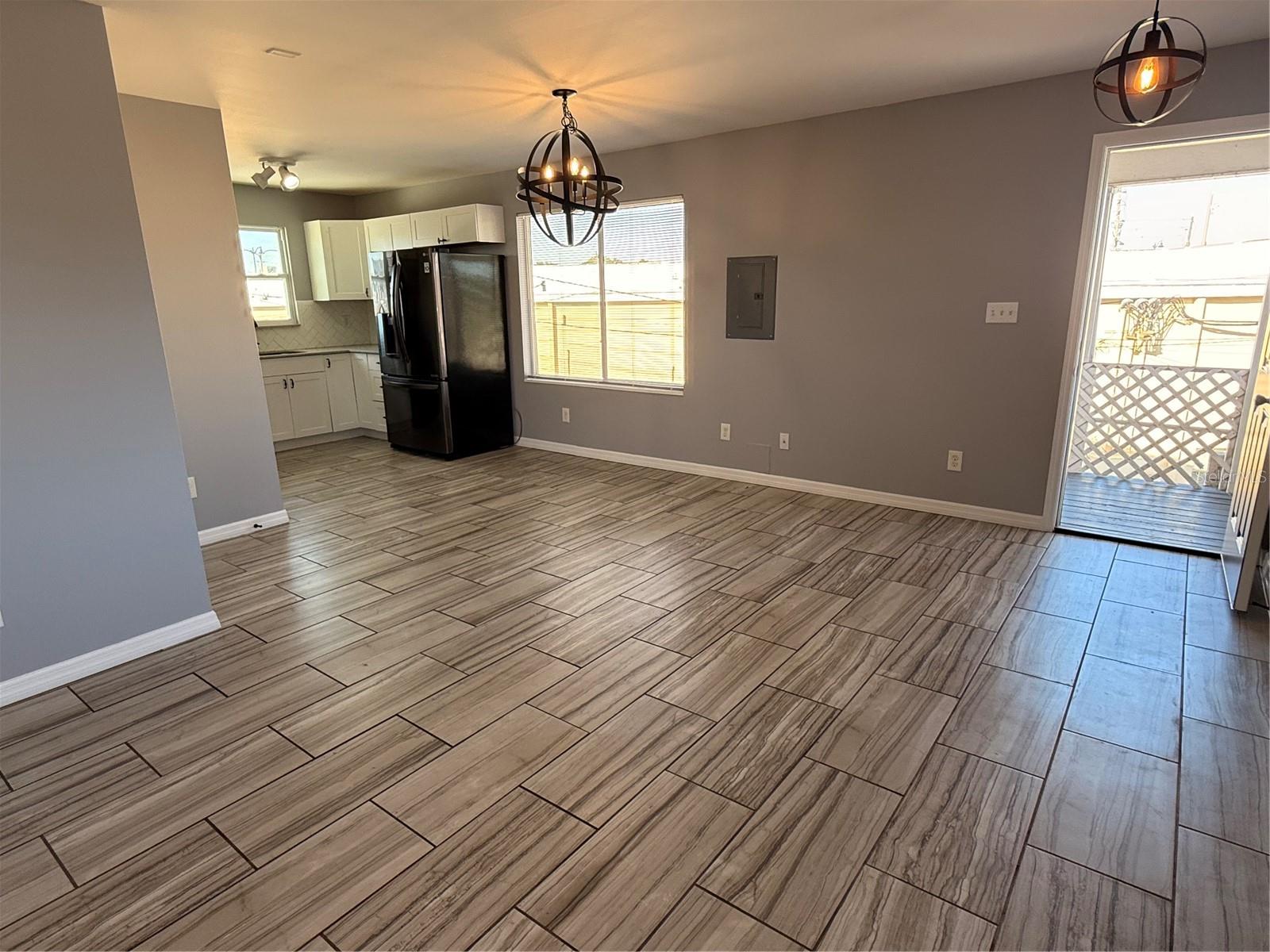 80 INDIAN ROCKS RD S #A, BELLEAIR BLUFFS, FL, 33770
