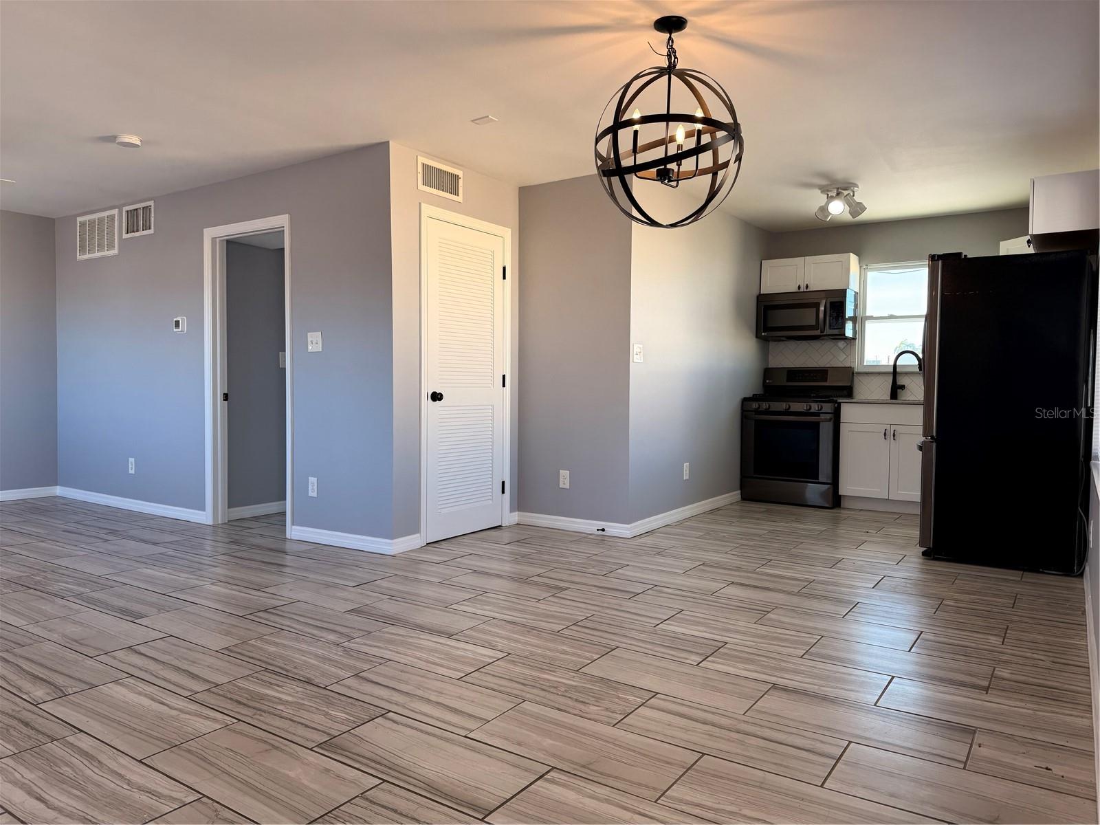 80 INDIAN ROCKS RD S #A, BELLEAIR BLUFFS, FL, 33770