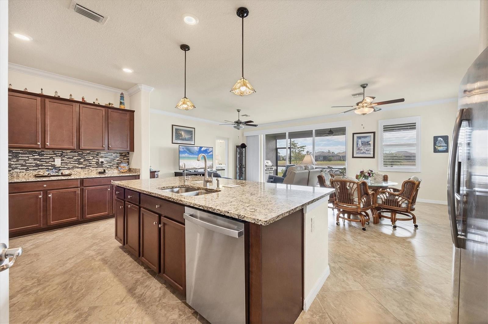 15137 SPANISH POINT DR, PORT CHARLOTTE, FL, 33981