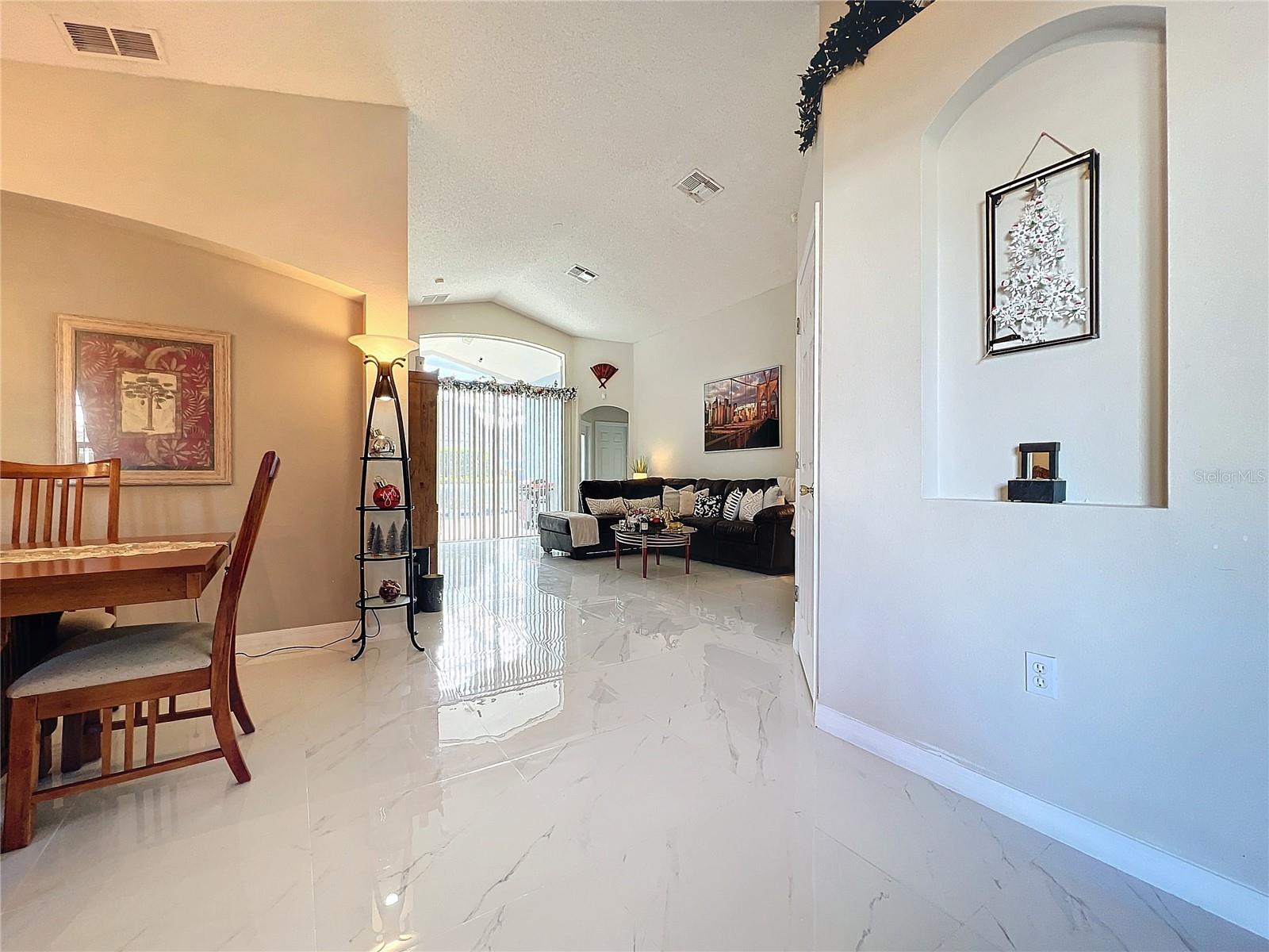204 FOX LOOP, DAVENPORT, FL, 33837