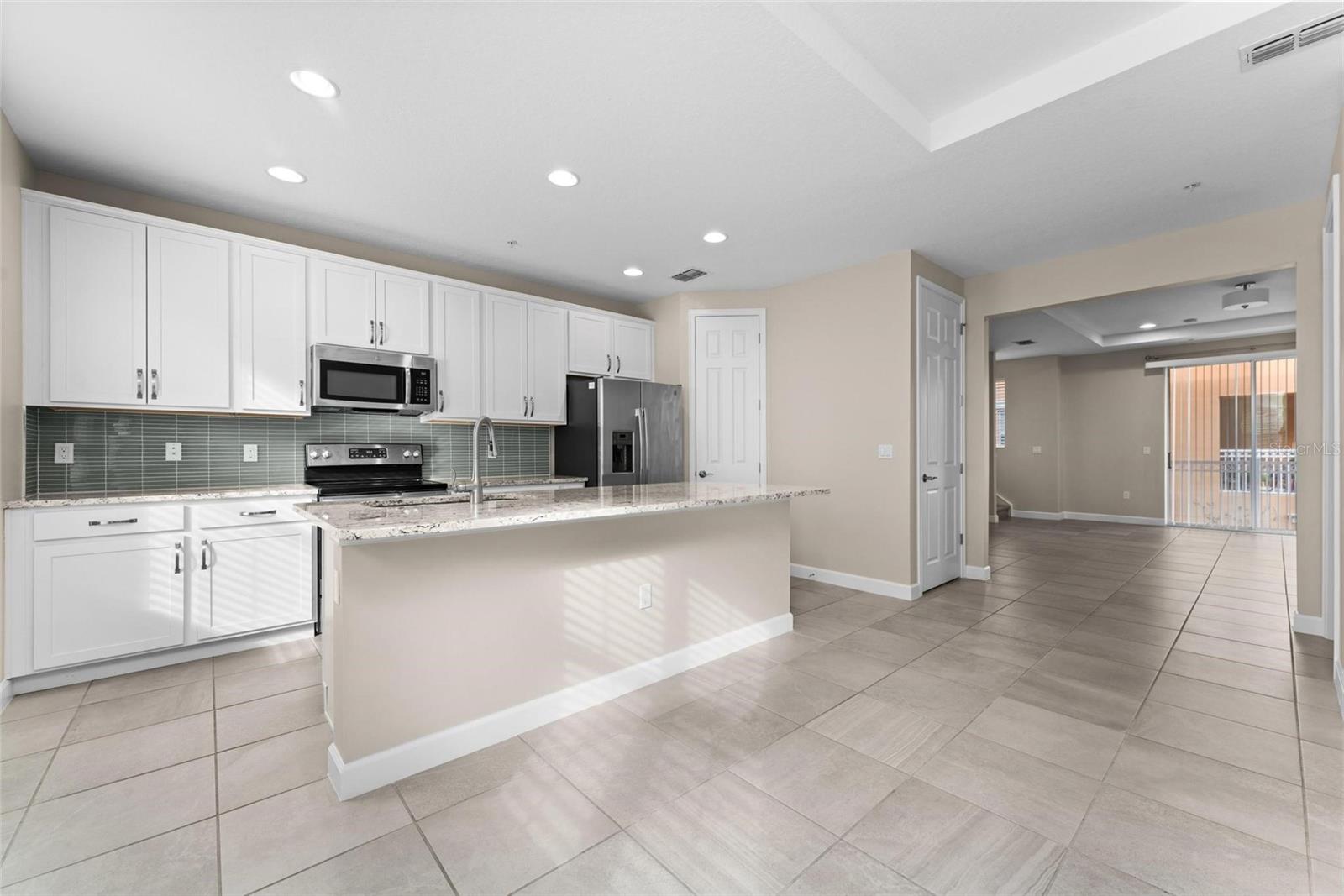 1330 BOLTON PL N, LAKE MARY, FL, 32746