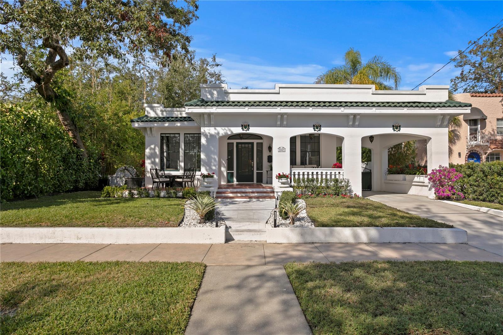 2003 W DEKLE AVE, TAMPA, FL, 33606