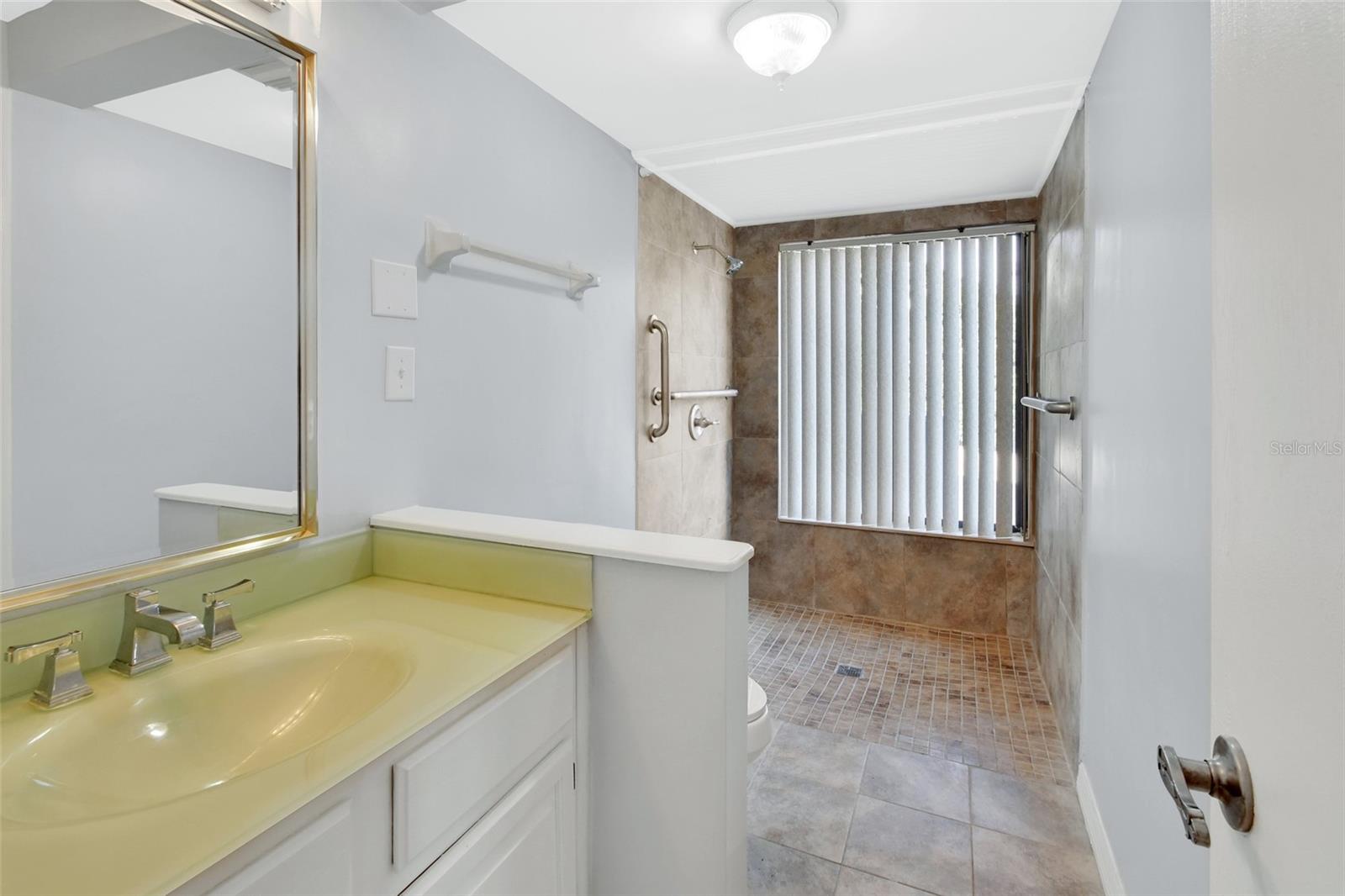 1250 BATON DR, DELTONA, FL, 32725