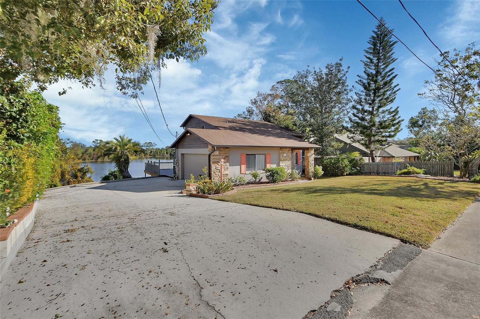 1250 BATON DR, DELTONA, FL, 32725