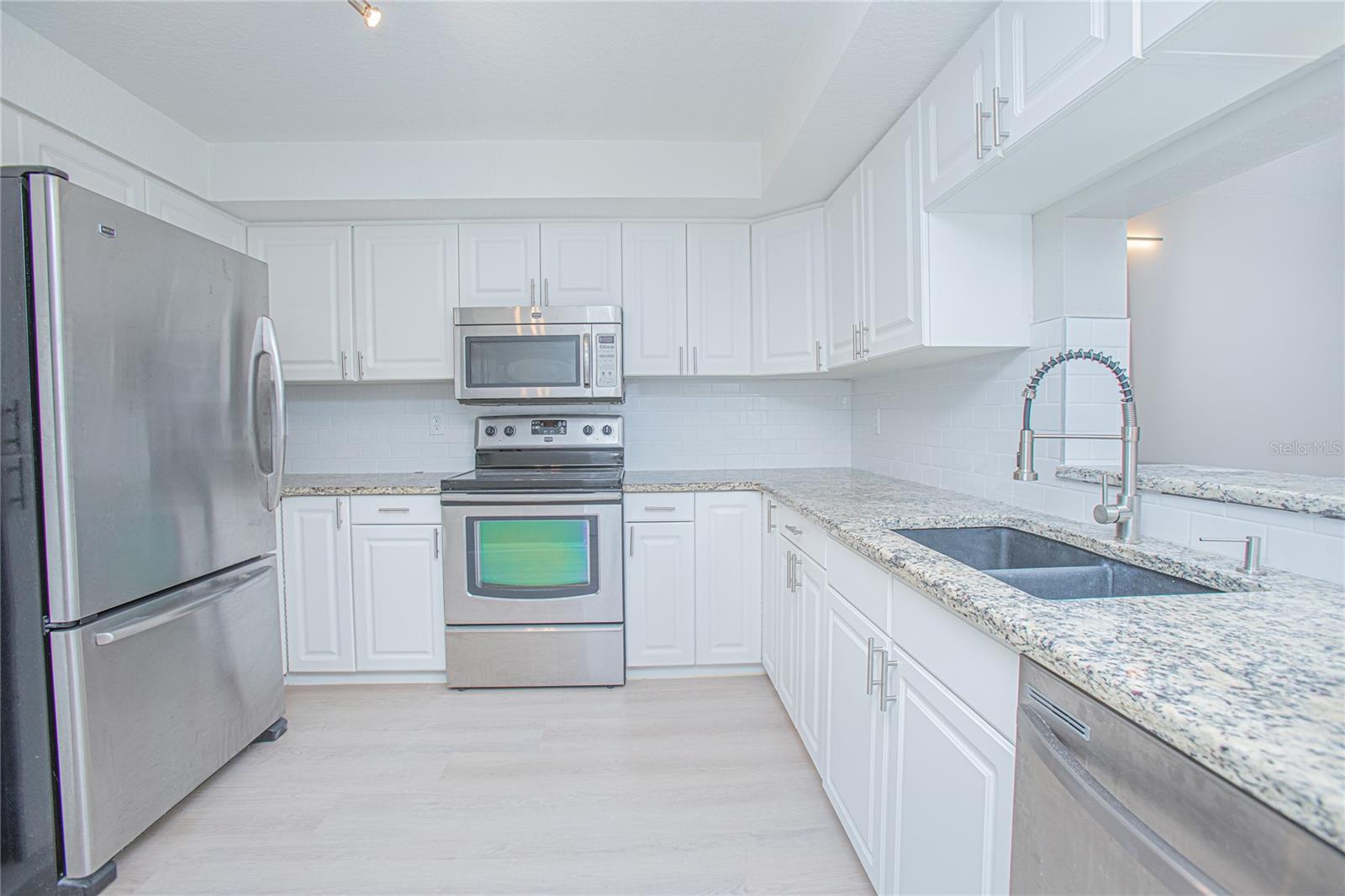 620 CRANES WAY #207, ALTAMONTE SPRINGS, FL, 32701