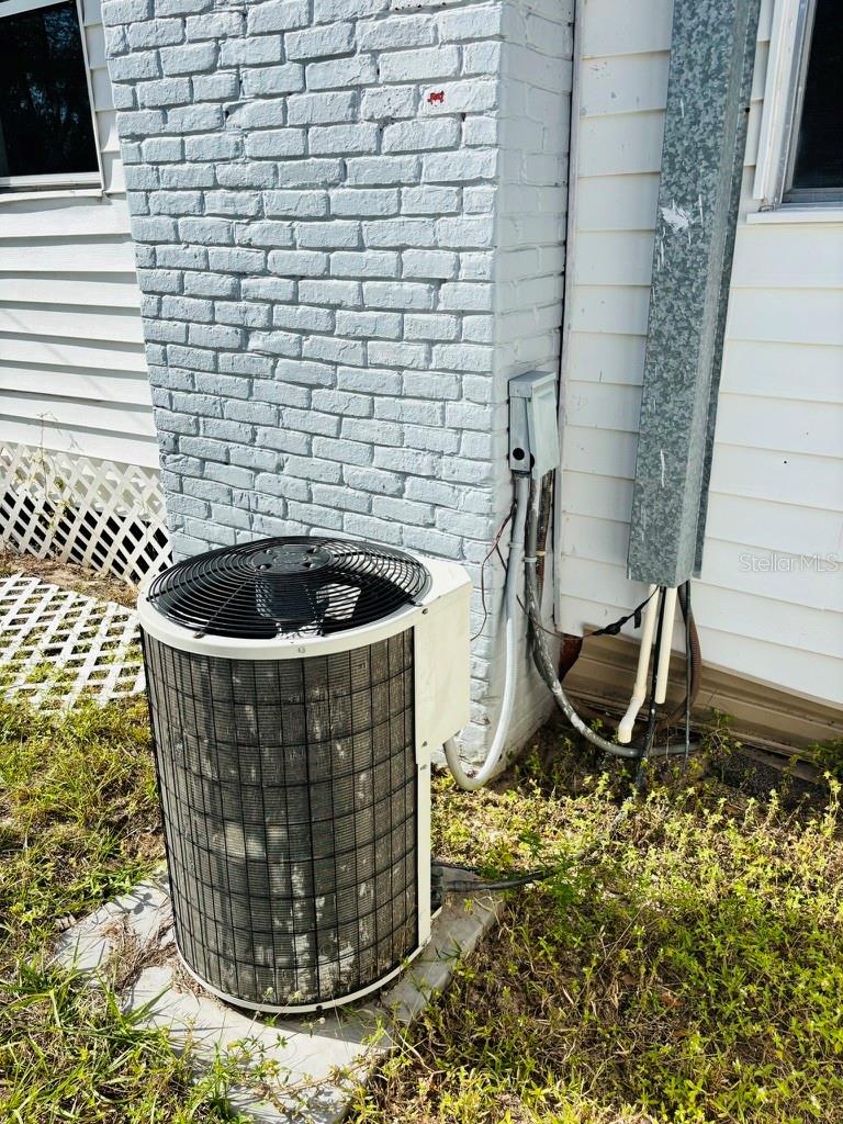 117 BRIGGS AVE, LAKE WALES, FL, 33853