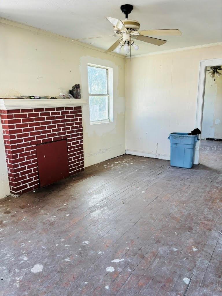 117 BRIGGS AVE, LAKE WALES, FL, 33853