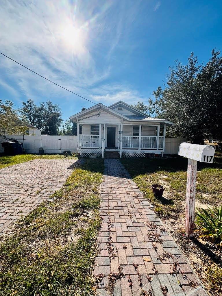 117 BRIGGS AVE, LAKE WALES, FL, 33853