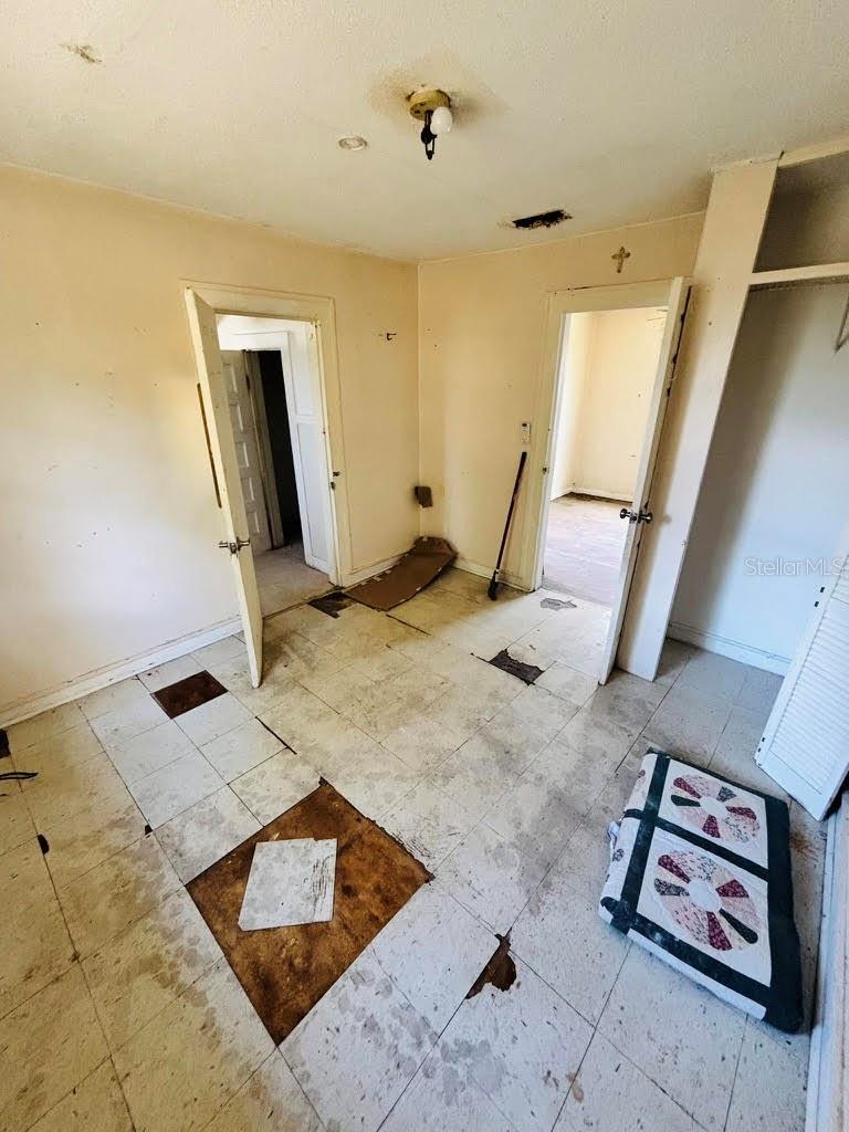117 BRIGGS AVE, LAKE WALES, FL, 33853
