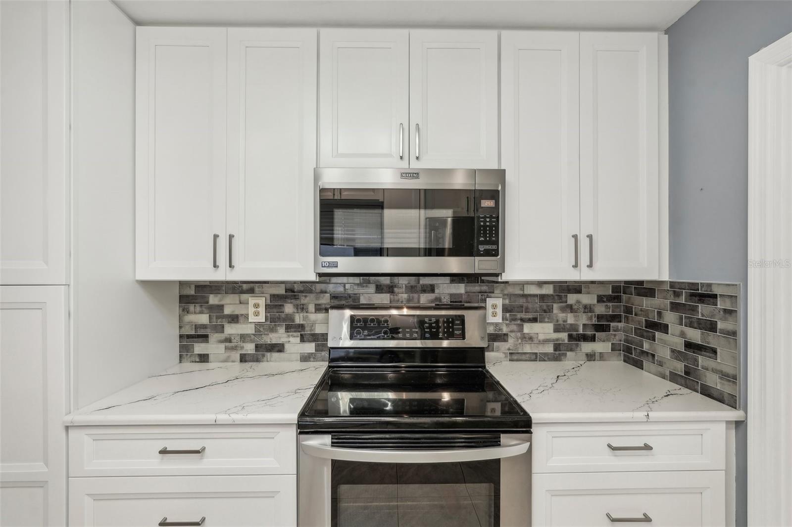 541 WEKIVA RIVER CT #94, ENGLEWOOD, FL, 34223