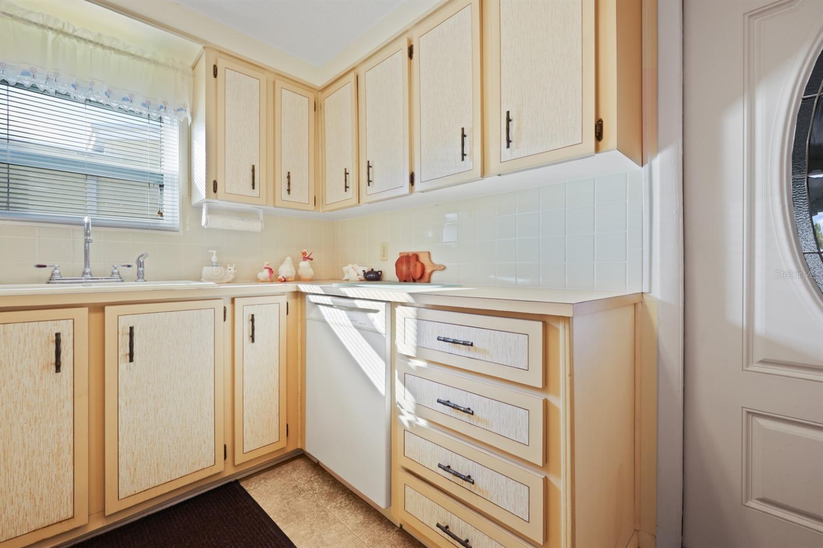 2100 KINGS HWY #648, PORT CHARLOTTE, FL, 33980