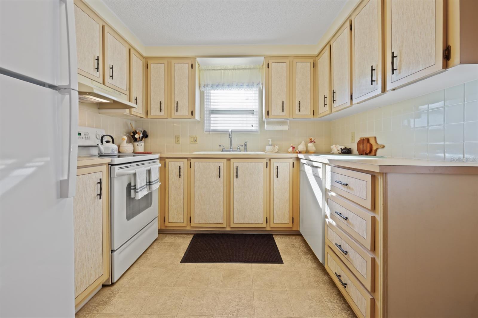 2100 KINGS HWY #648, PORT CHARLOTTE, FL, 33980