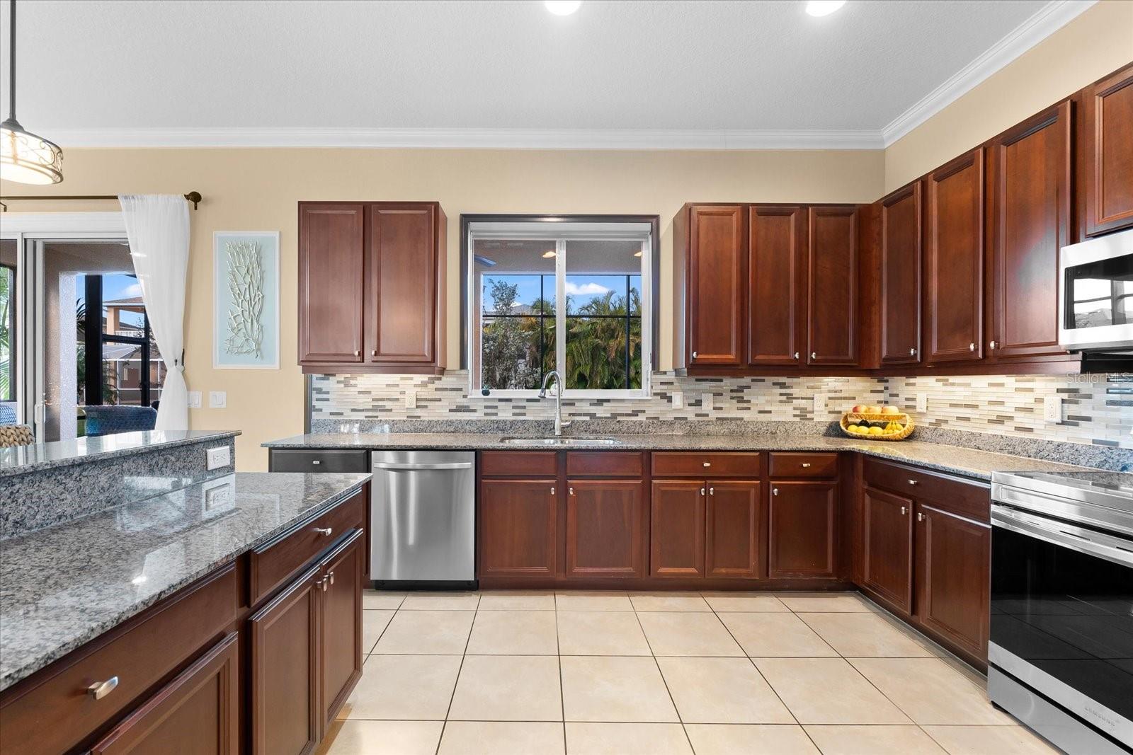 6614 38TH ST E, SARASOTA, FL, 34243