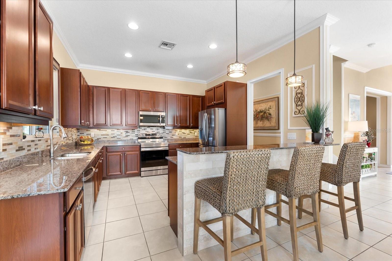 6614 38TH ST E, SARASOTA, FL, 34243