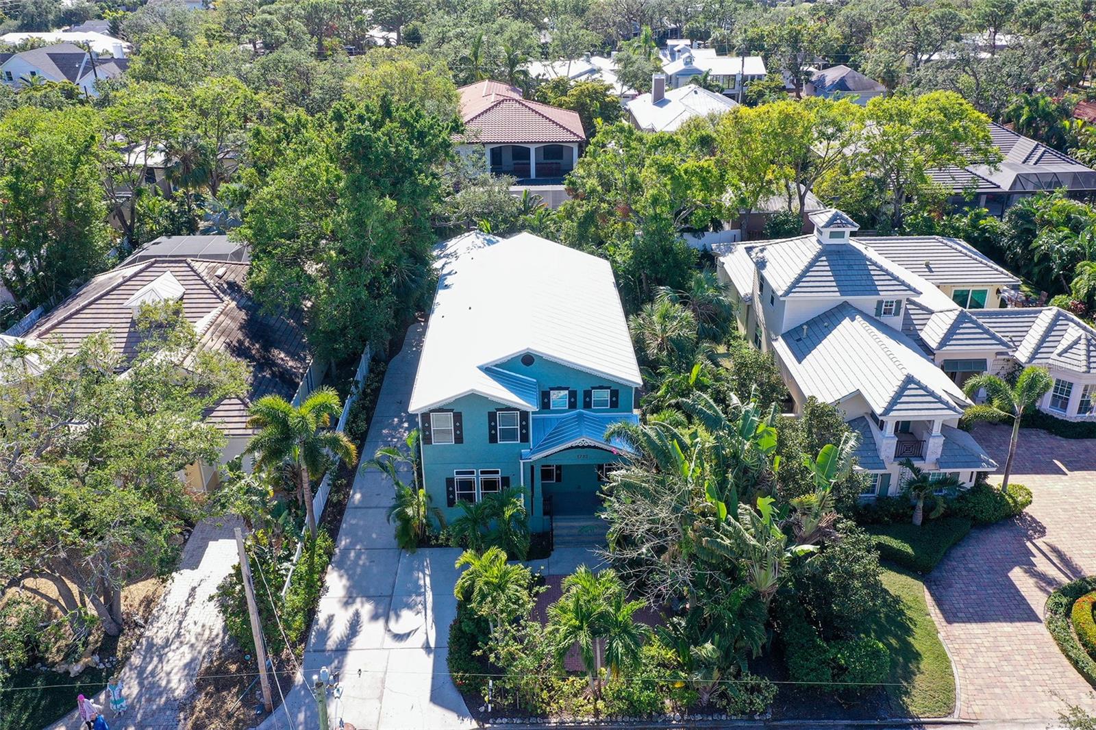 1732 HILLVIEW ST, SARASOTA, FL, 34239