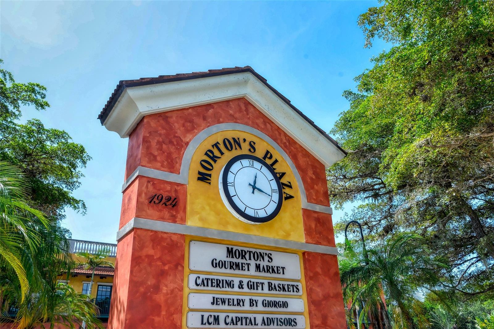 1732 HILLVIEW ST, SARASOTA, FL, 34239