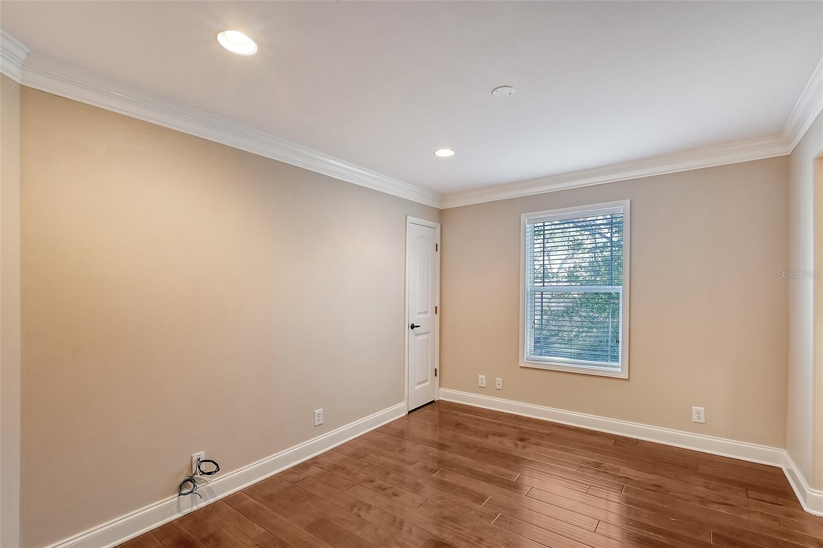 1732 HILLVIEW ST, SARASOTA, FL, 34239