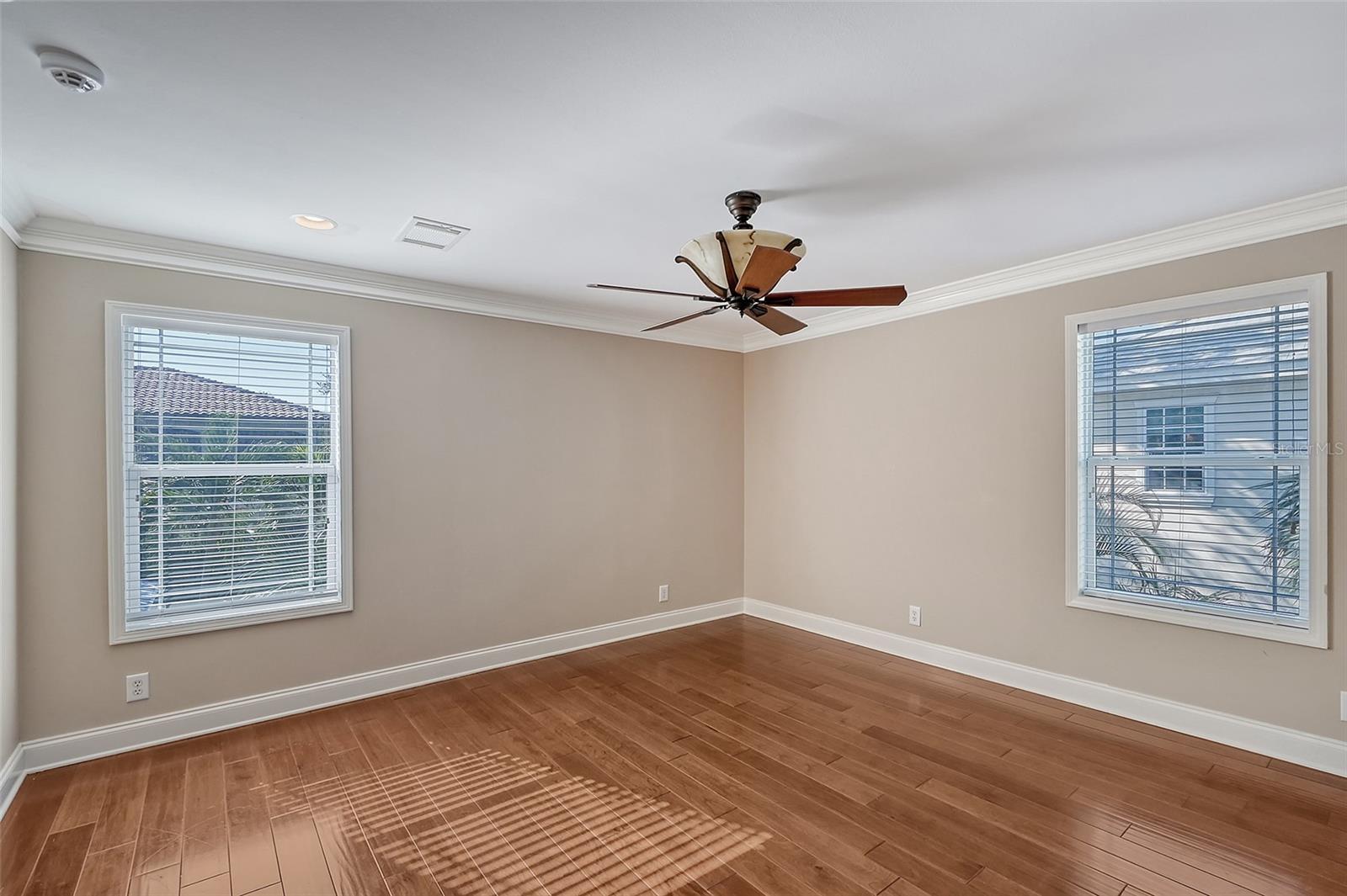 1732 HILLVIEW ST, SARASOTA, FL, 34239