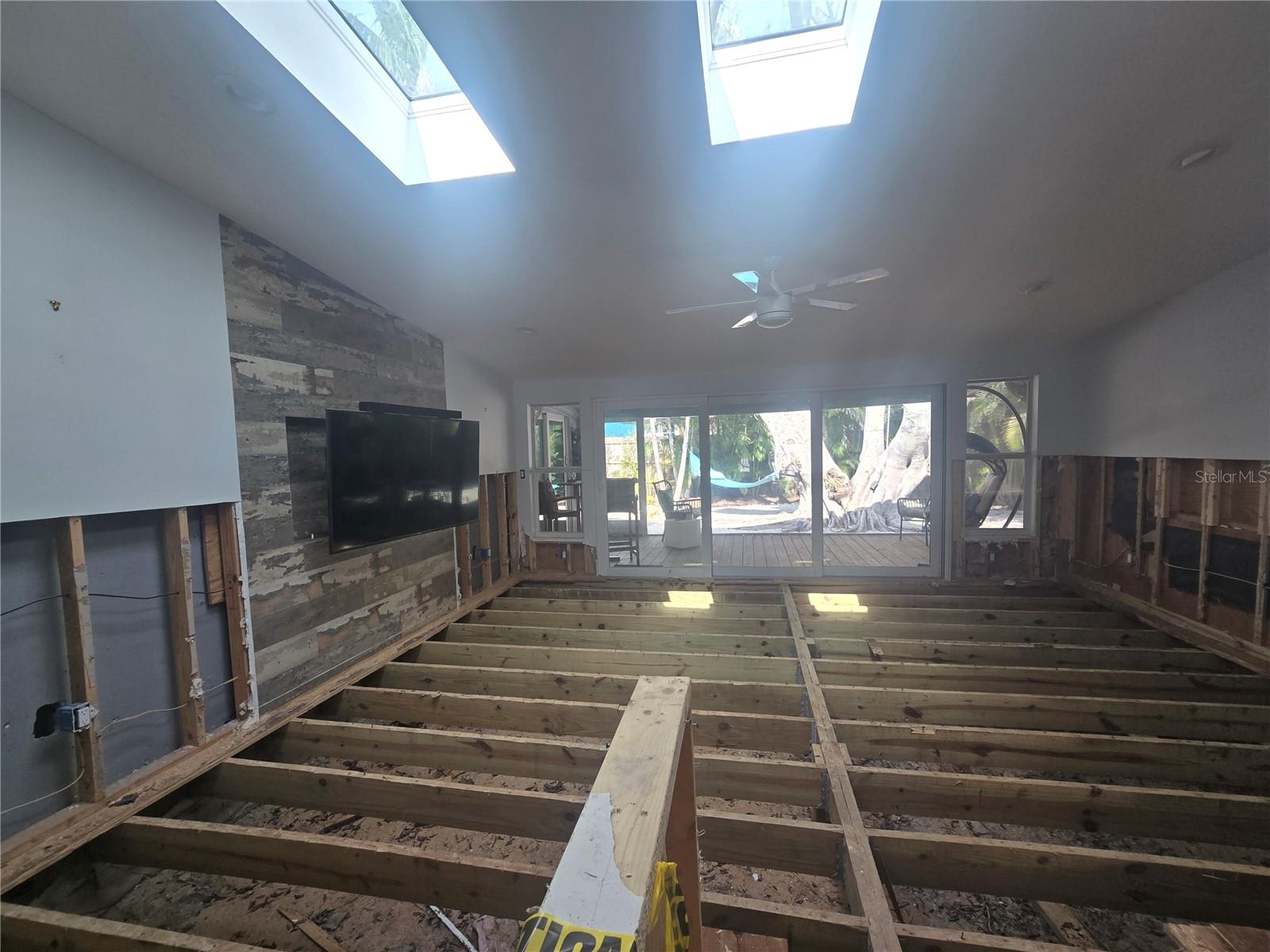 633 CALLE DE PERU, SARASOTA, FL, 34242