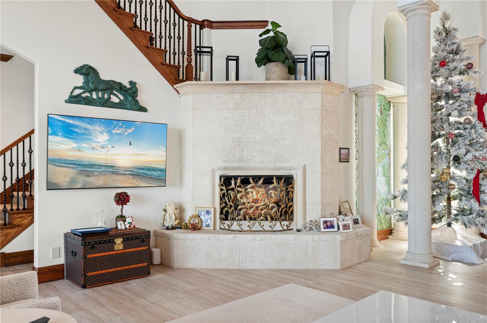2102 PALM TREE DR, PUNTA GORDA, FL, 33950
