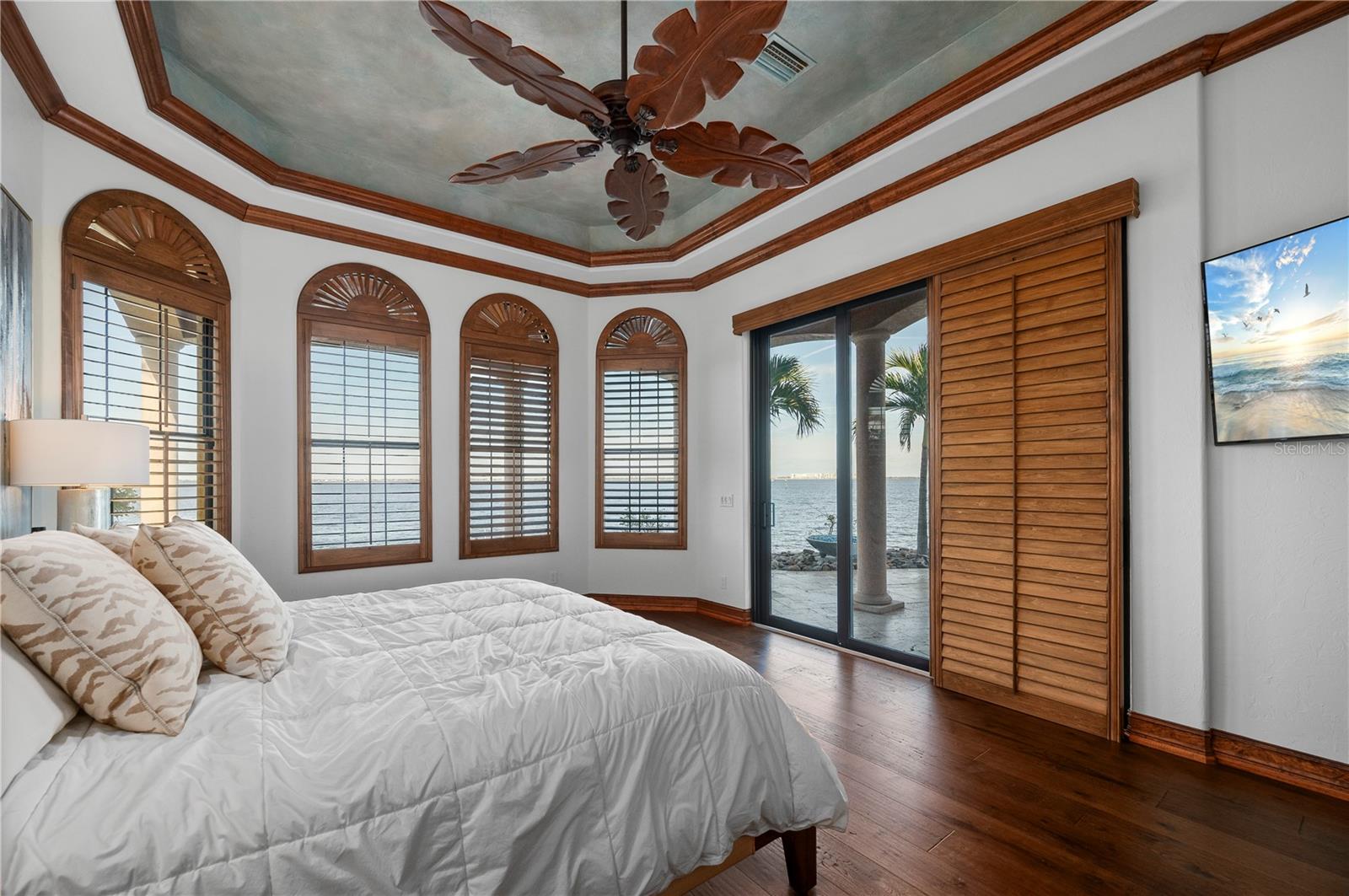 2102 PALM TREE DR, PUNTA GORDA, FL, 33950
