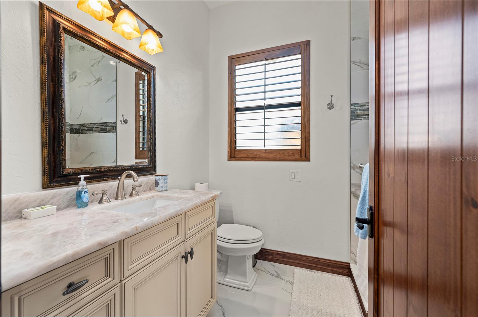 2102 PALM TREE DR, PUNTA GORDA, FL, 33950