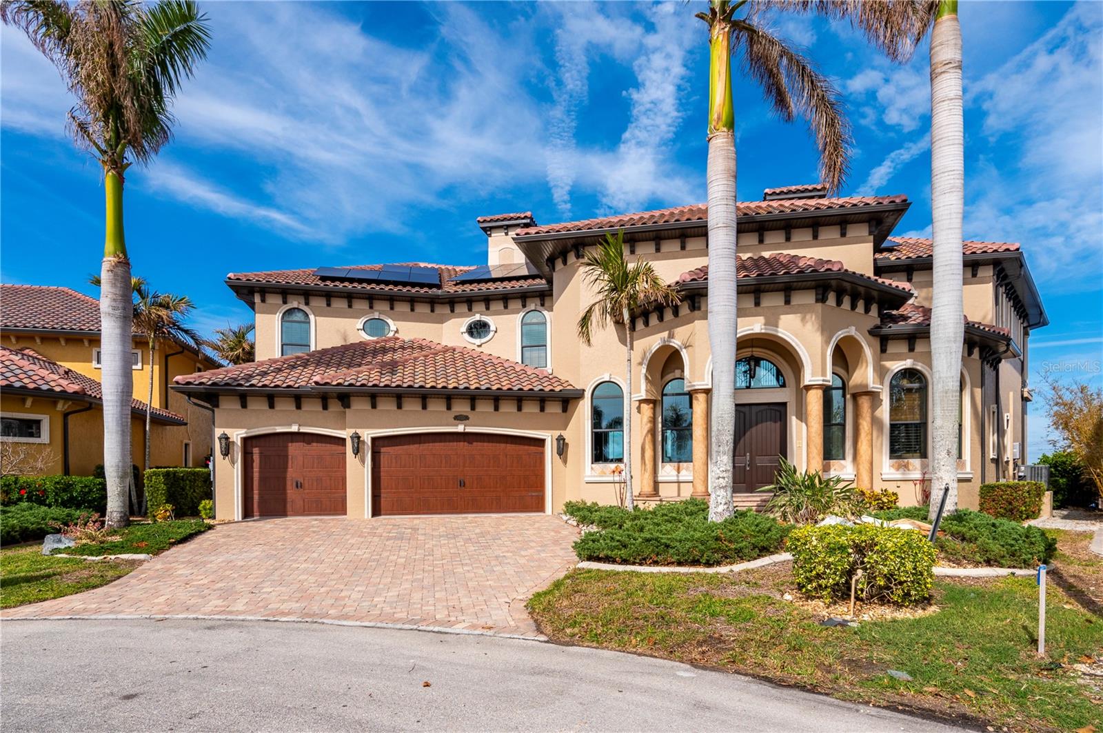 2102 PALM TREE DR, PUNTA GORDA, FL, 33950