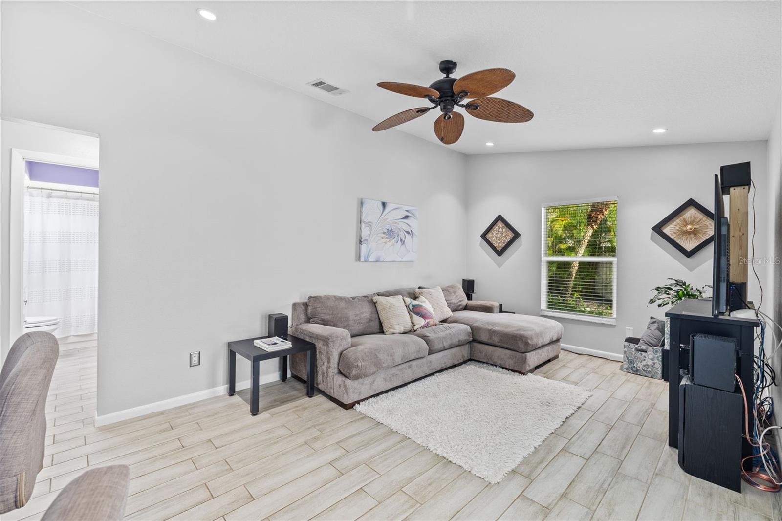 1932 BRAINERD CT, LUTZ, FL, 33549