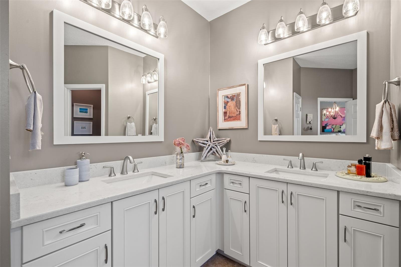 6321 VISTA VERDE DR E, ST PETERSBURG, FL, 33707