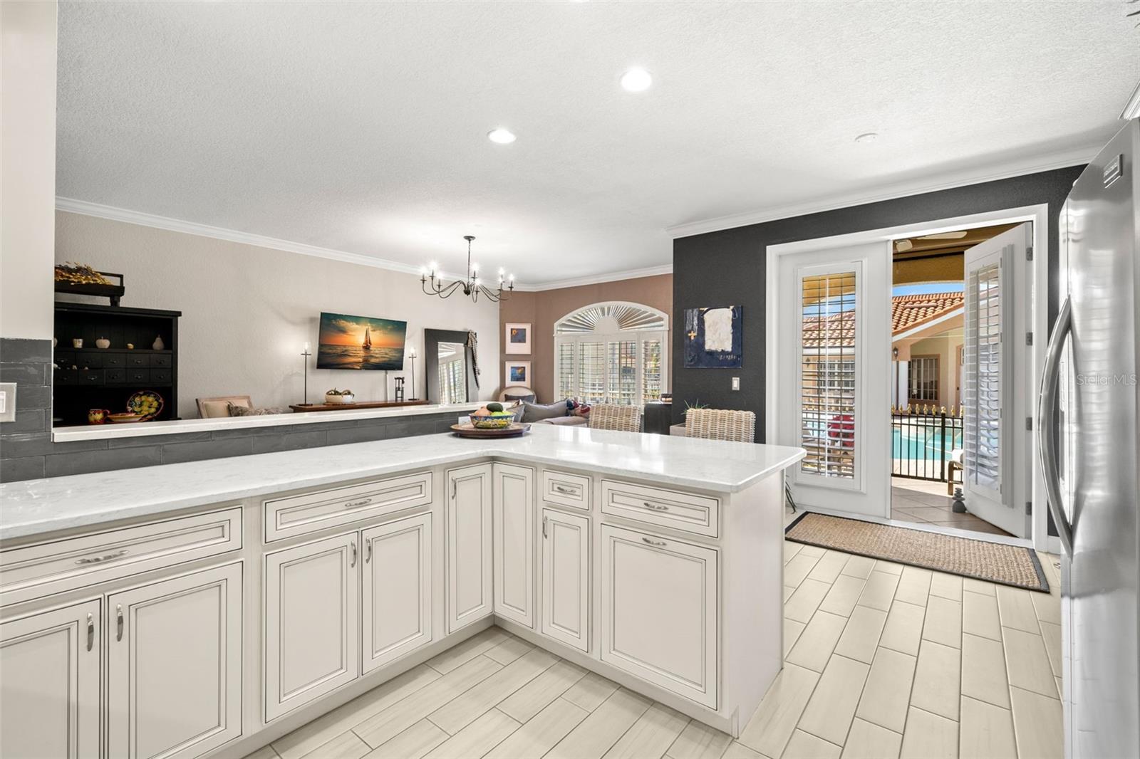 6321 VISTA VERDE DR E, ST PETERSBURG, FL, 33707