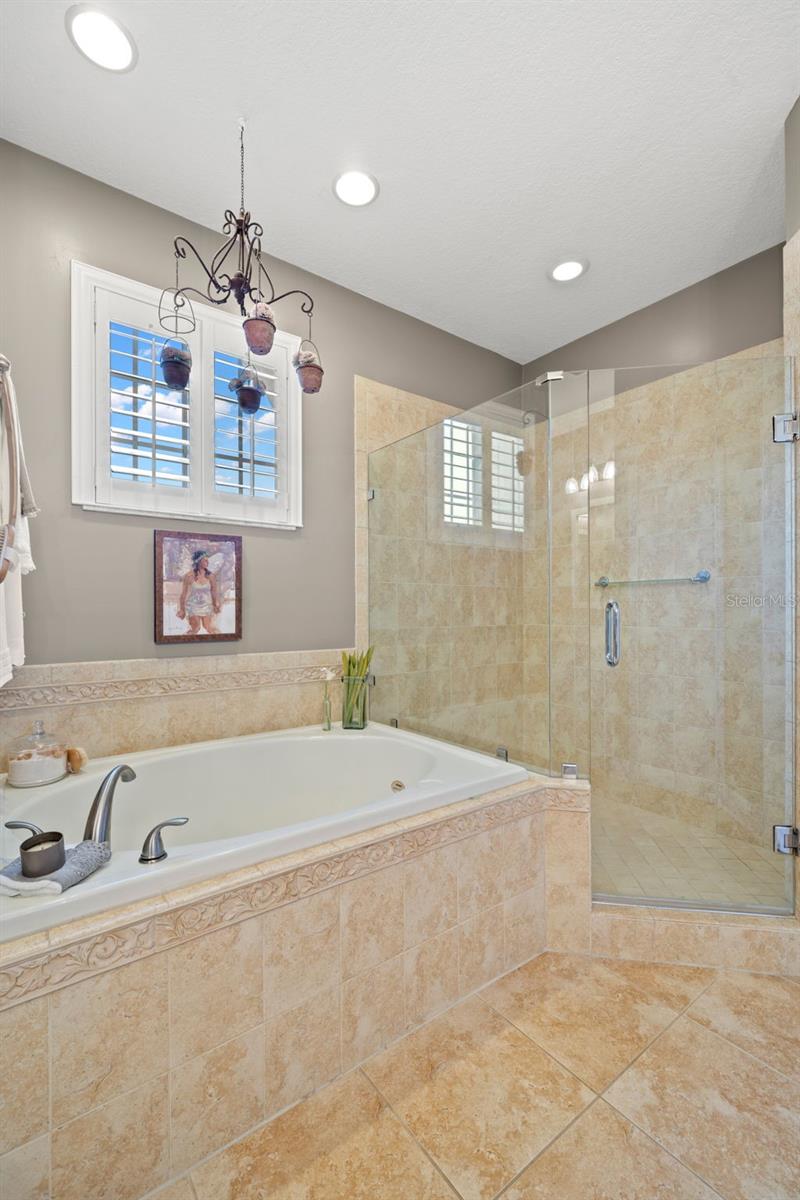 6321 VISTA VERDE DR E, ST PETERSBURG, FL, 33707