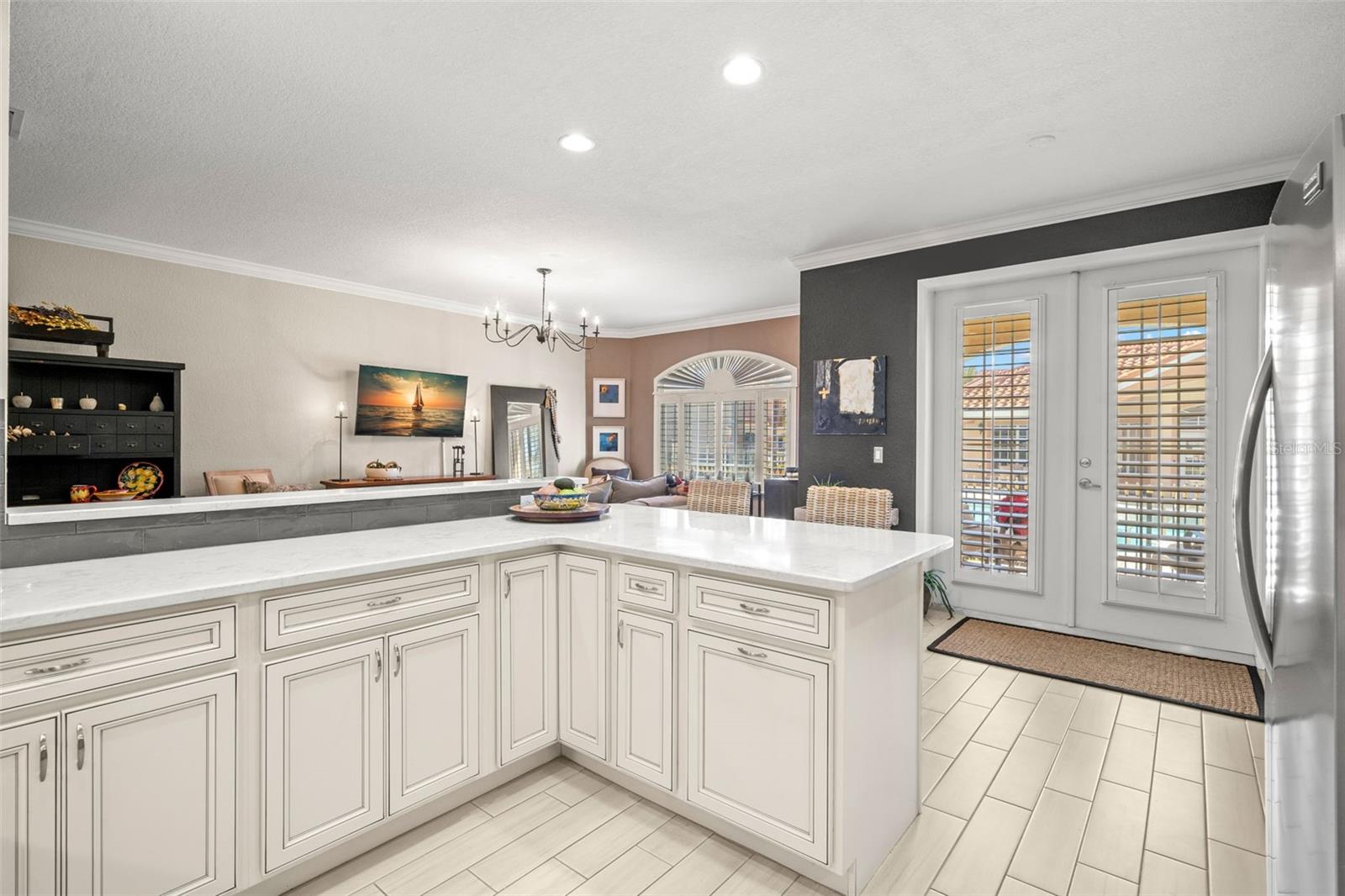 6321 VISTA VERDE DR E, ST PETERSBURG, FL, 33707