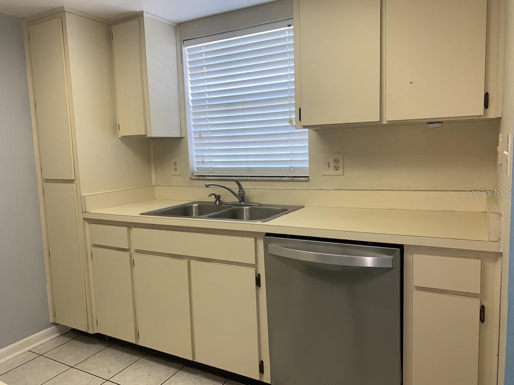 3416 ARBOR OAKS CT, TAMPA, FL, 33614