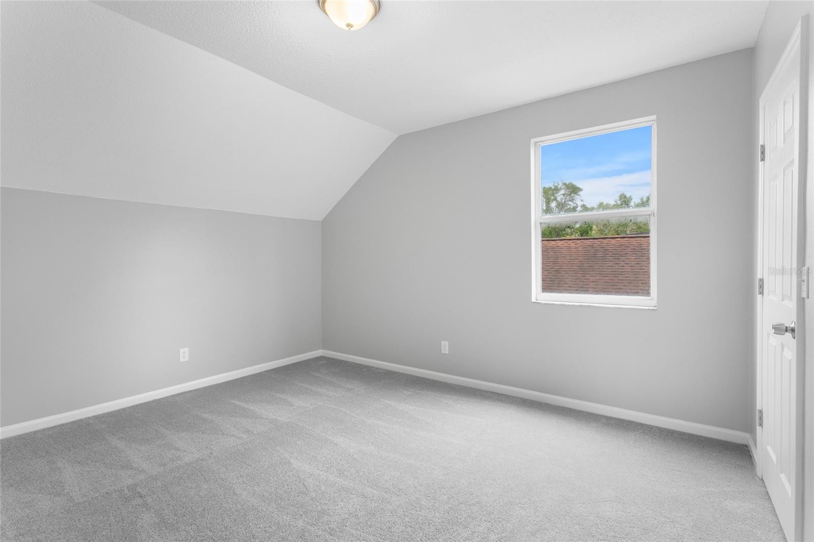 2546 WOODS EDGE CIR, ORLANDO, FL, 32817