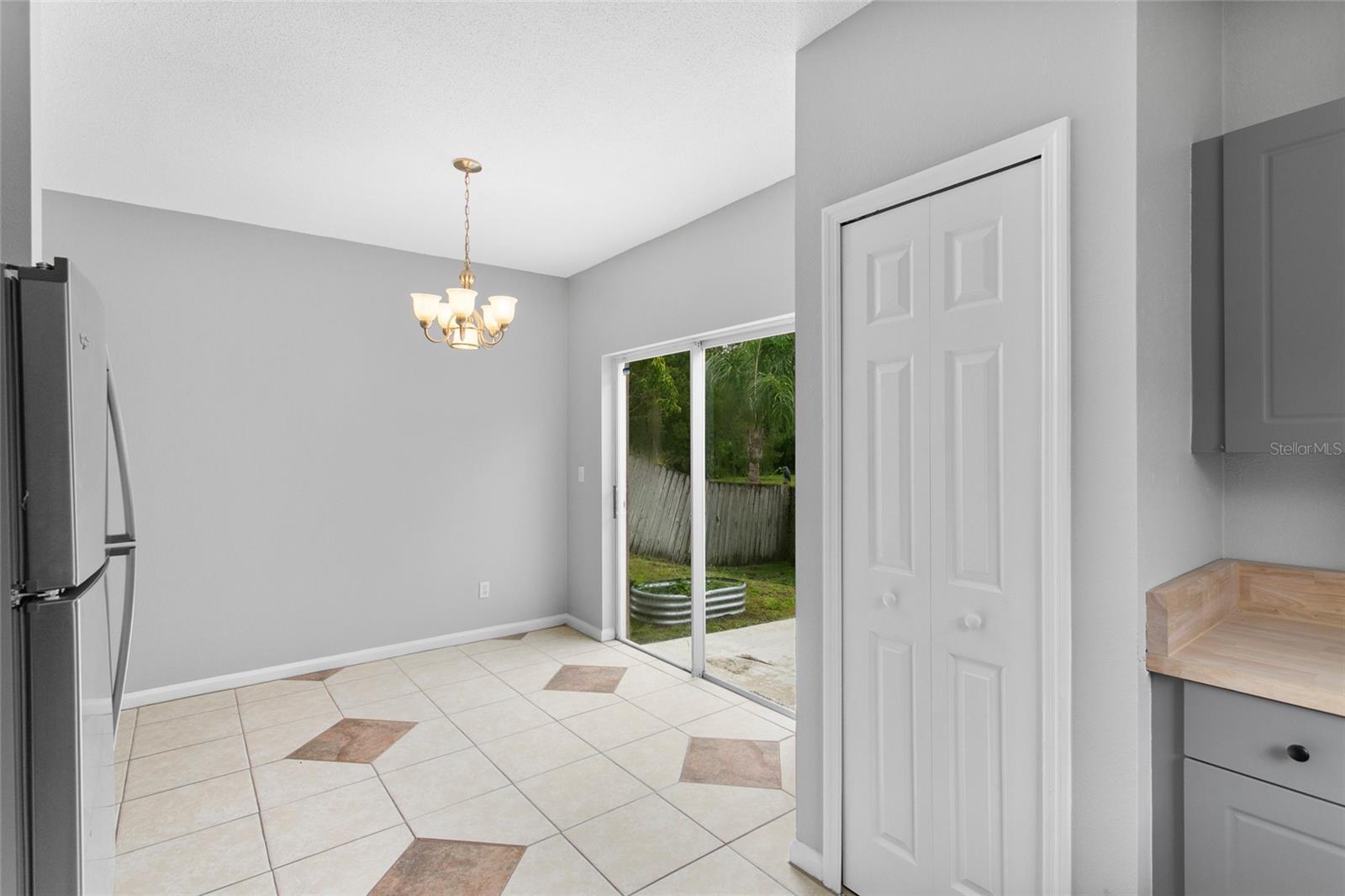 2546 WOODS EDGE CIR, ORLANDO, FL, 32817