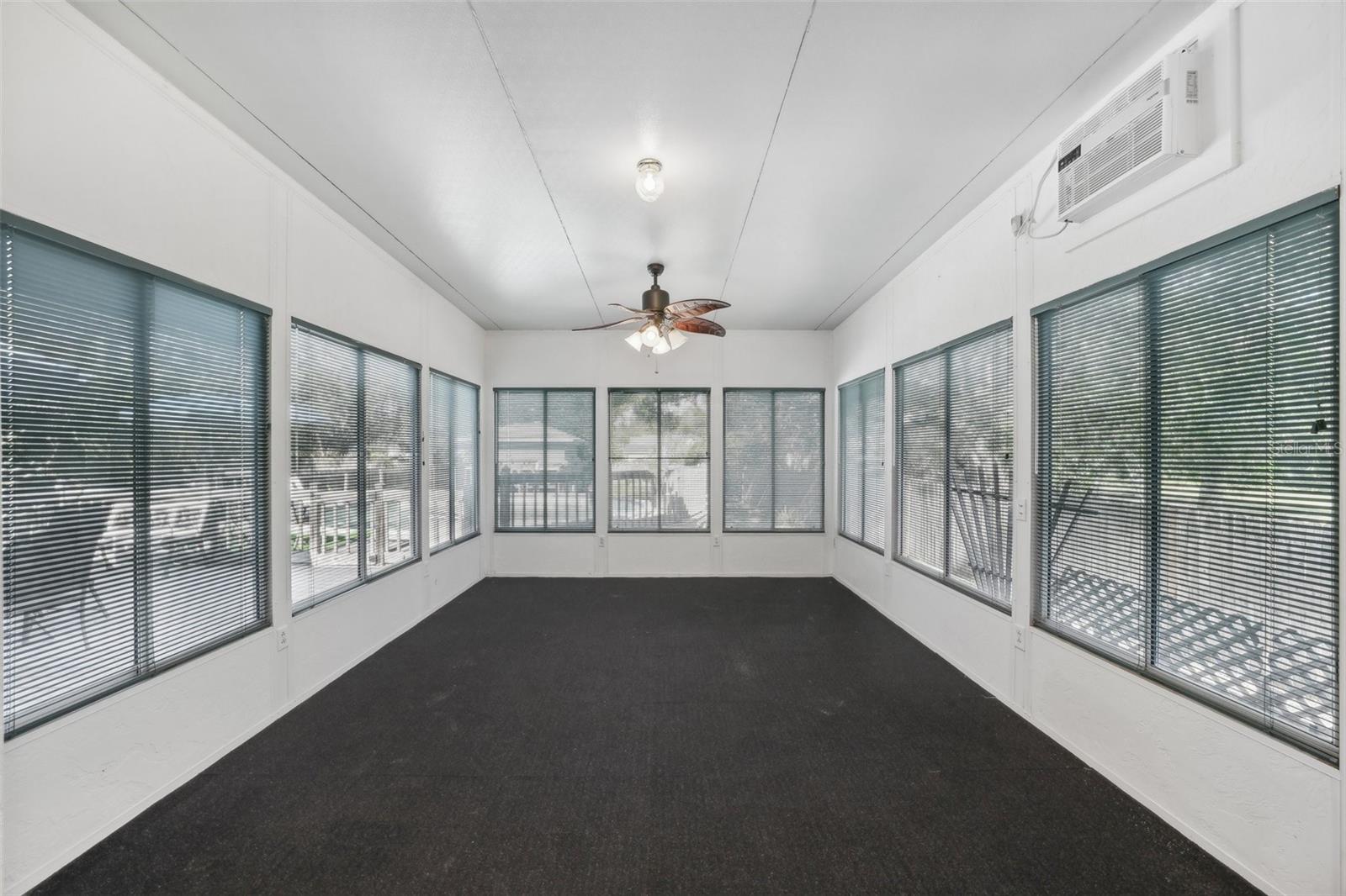 211 ARLINGTON AVE E, OLDSMAR, FL, 34677