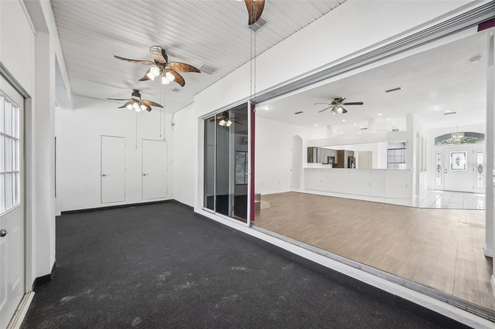 211 ARLINGTON AVE E, OLDSMAR, FL, 34677