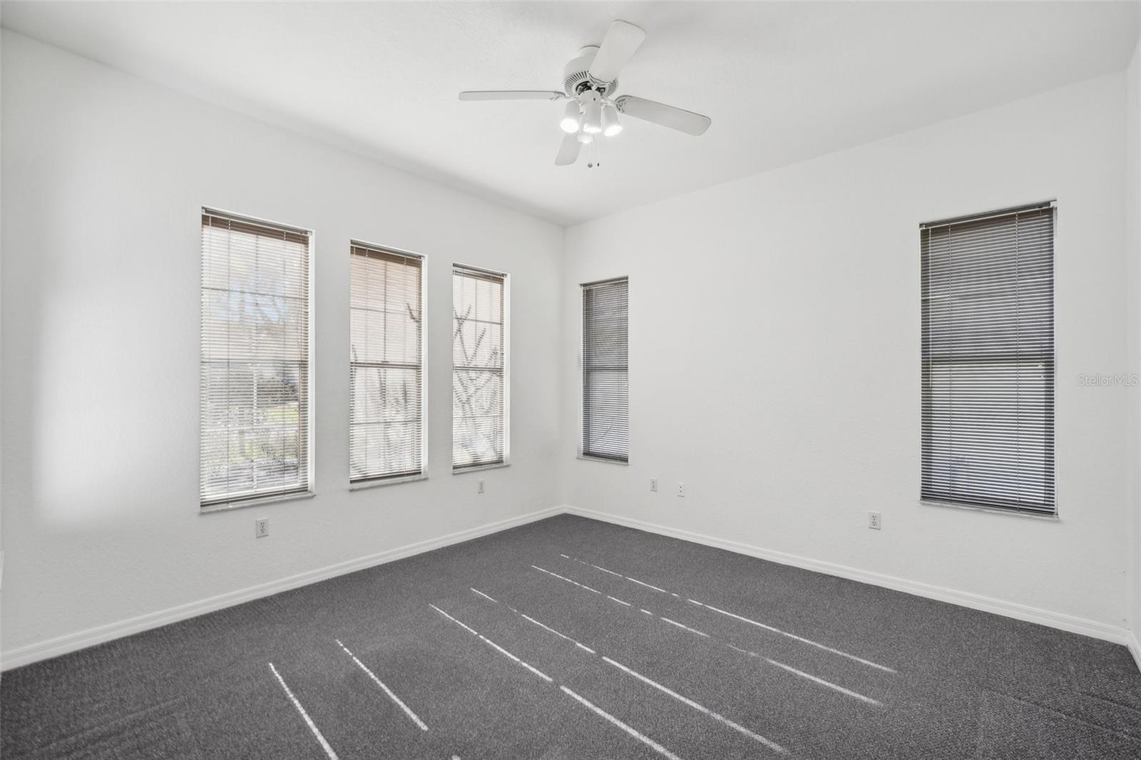 211 ARLINGTON AVE E, OLDSMAR, FL, 34677