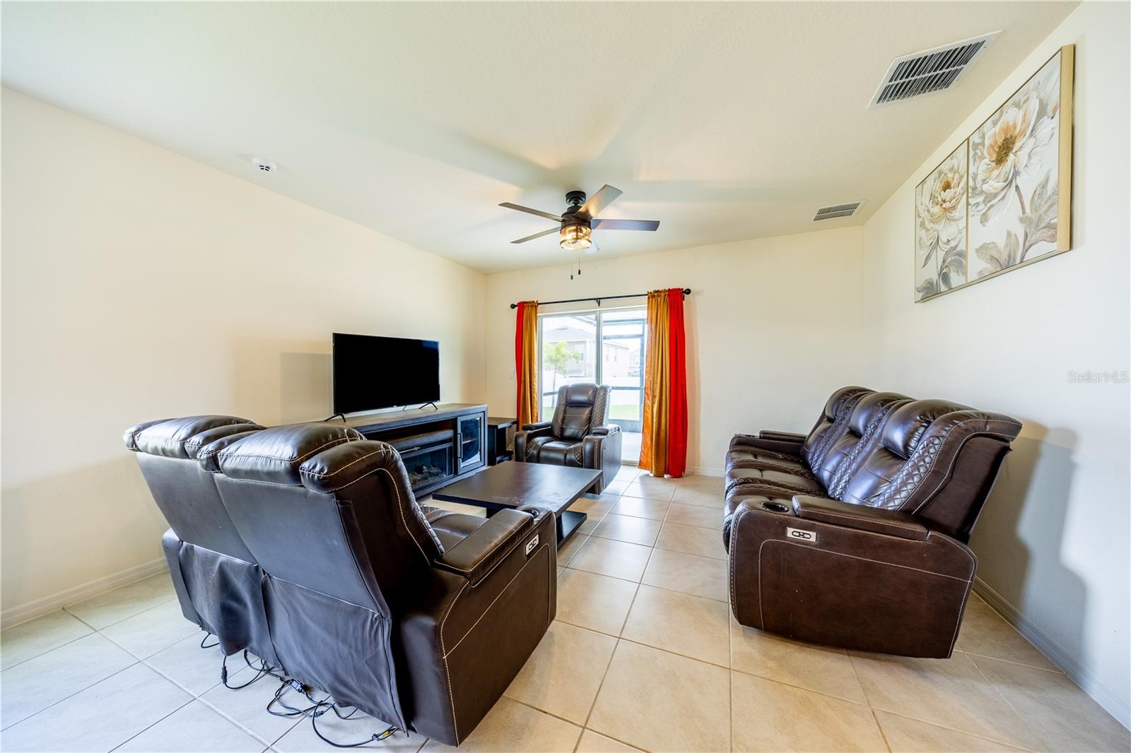 1083 CASCADE DR, DAVENPORT, FL, 33837