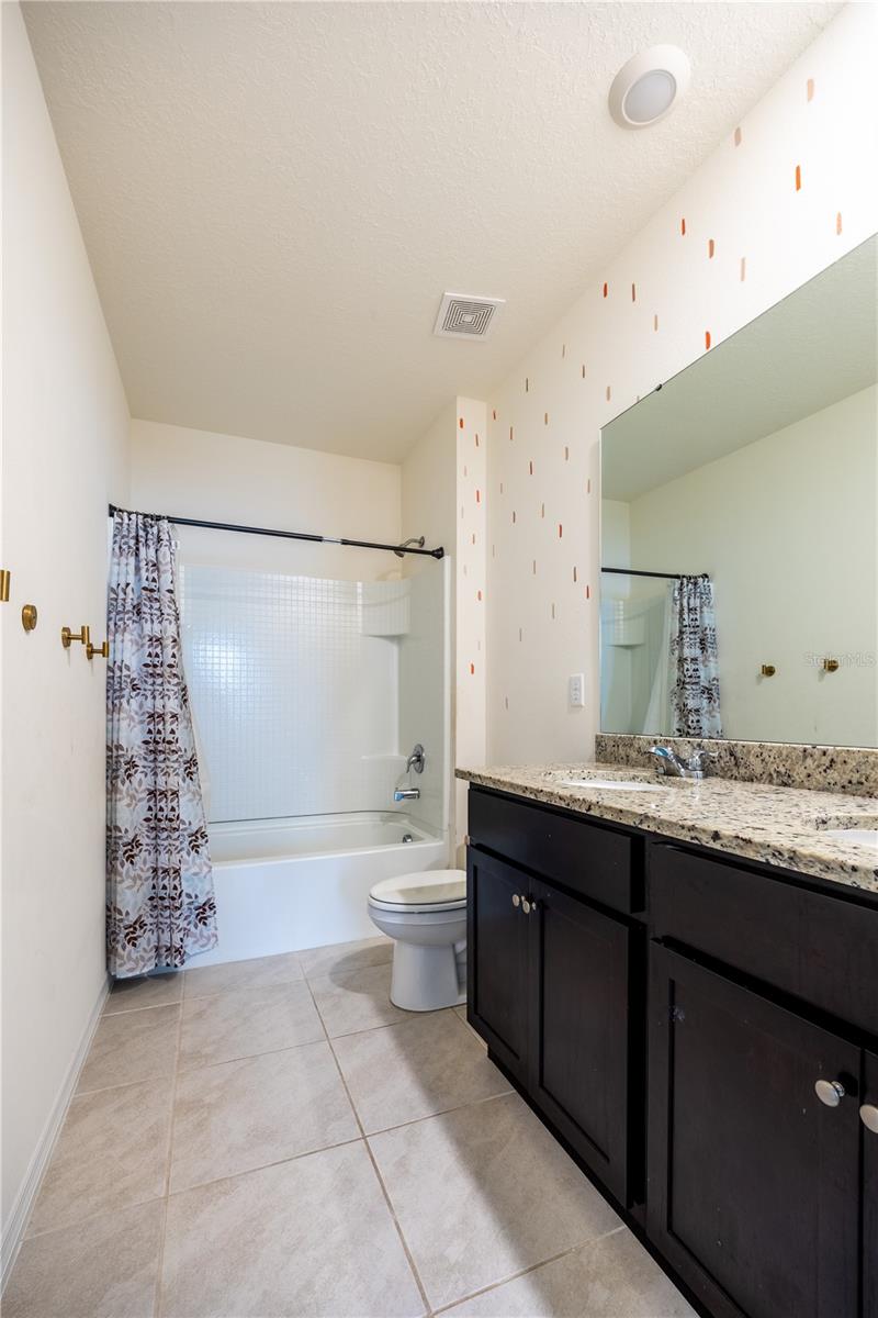 1083 CASCADE DR, DAVENPORT, FL, 33837