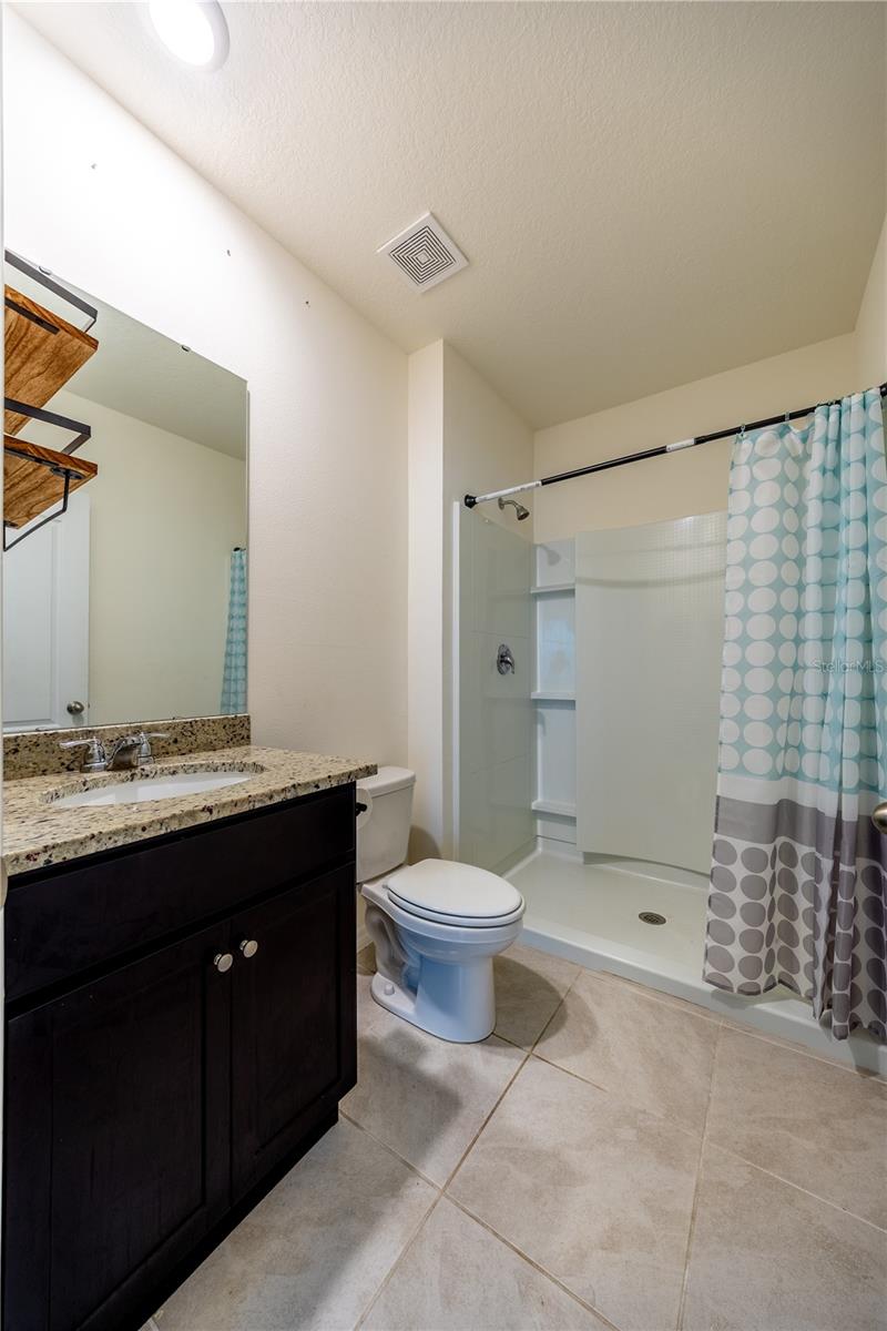 1083 CASCADE DR, DAVENPORT, FL, 33837