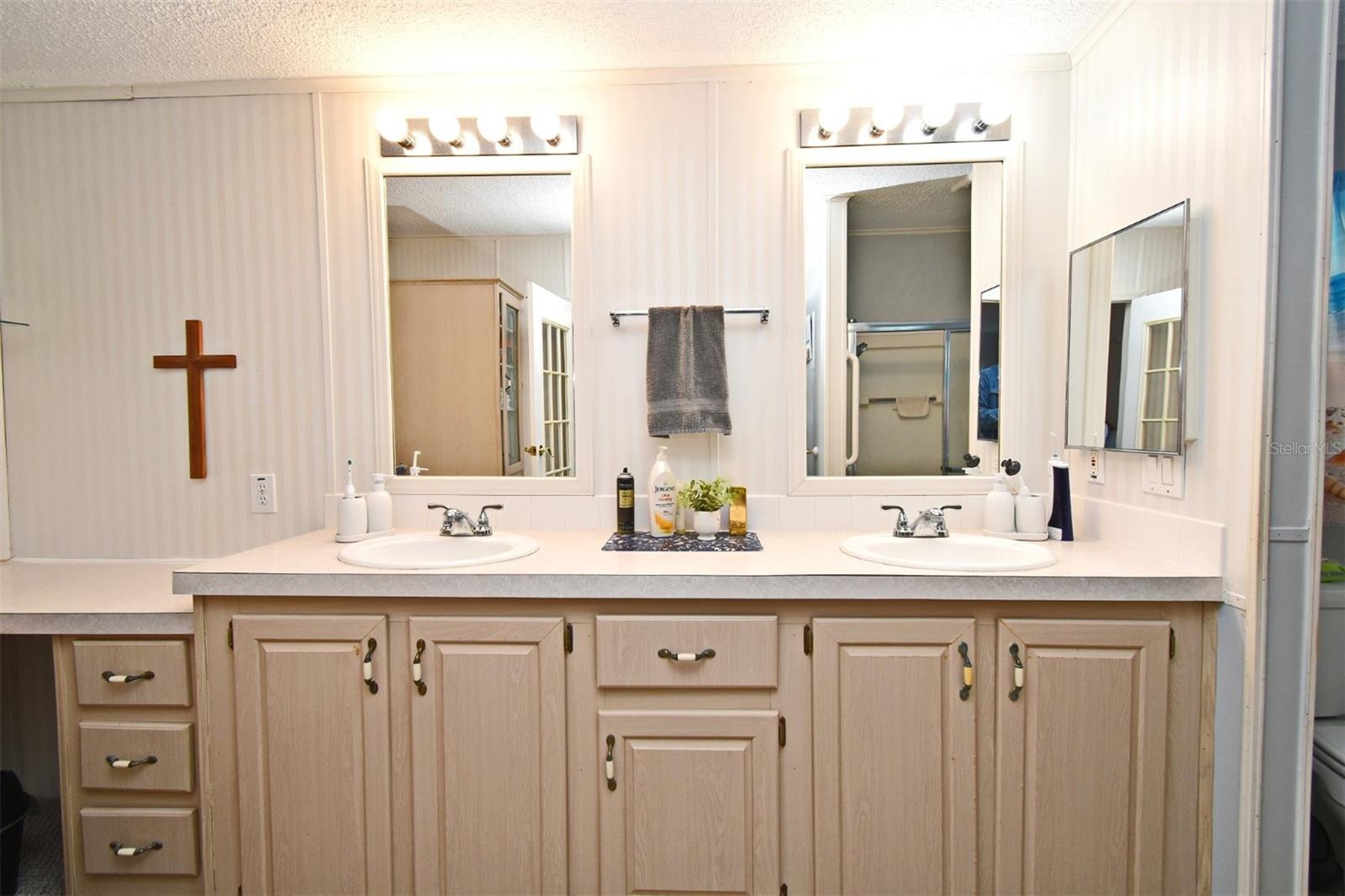 608 NAVIGATORS WAY, EDGEWATER, FL, 32141