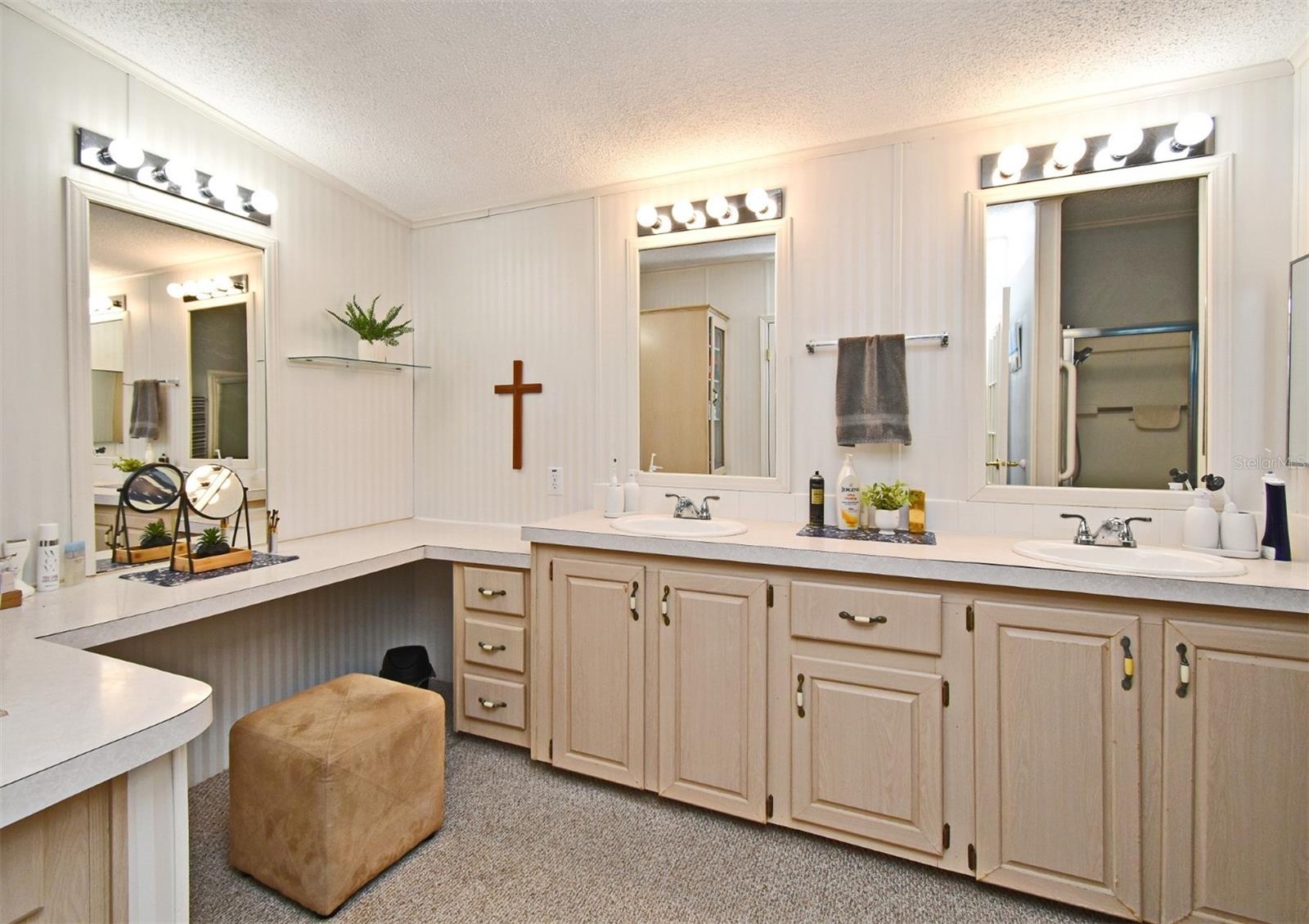 608 NAVIGATORS WAY, EDGEWATER, FL, 32141