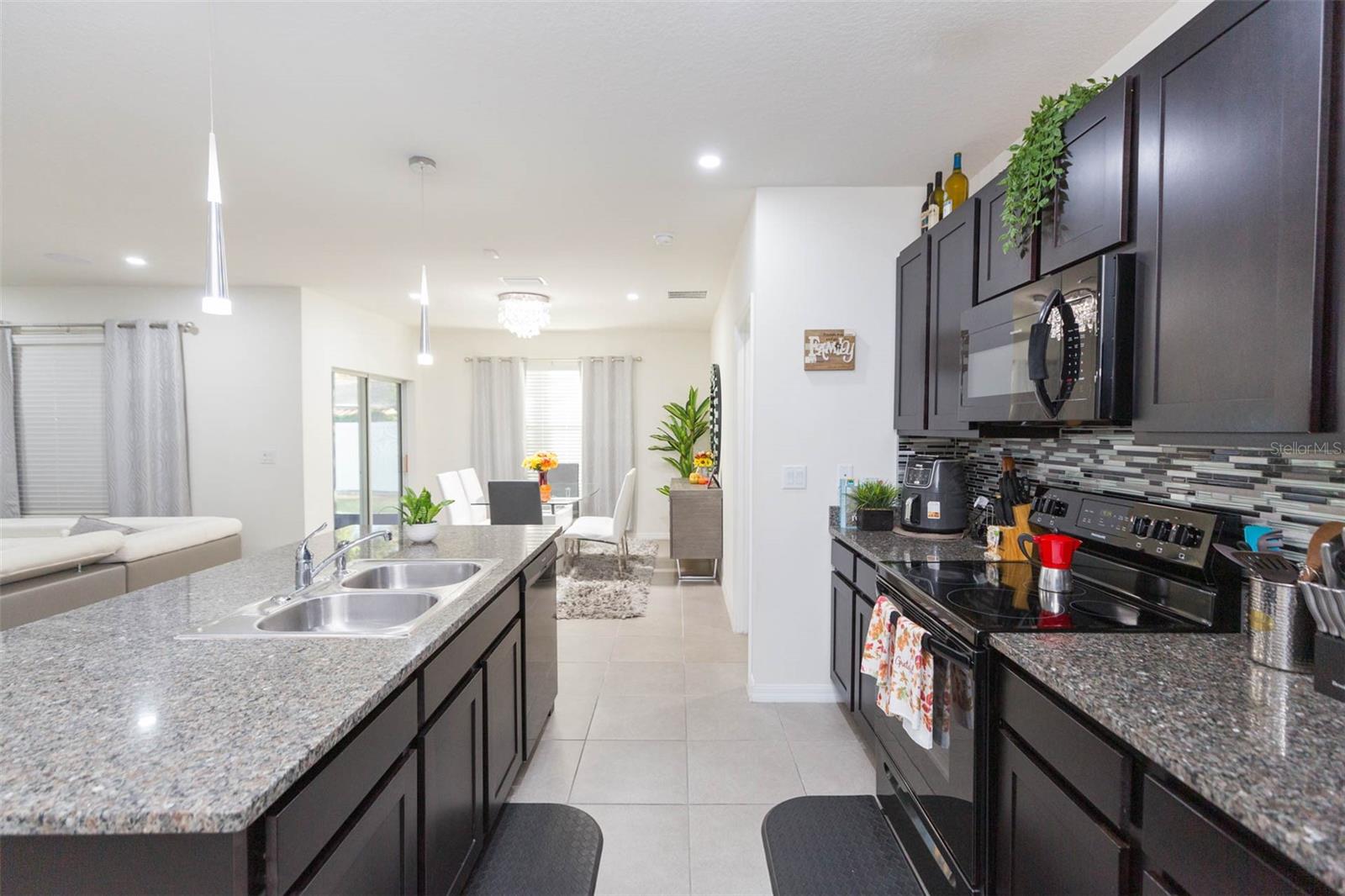 604 DIAMOND RIDGE RD, SEFFNER, FL, 33584