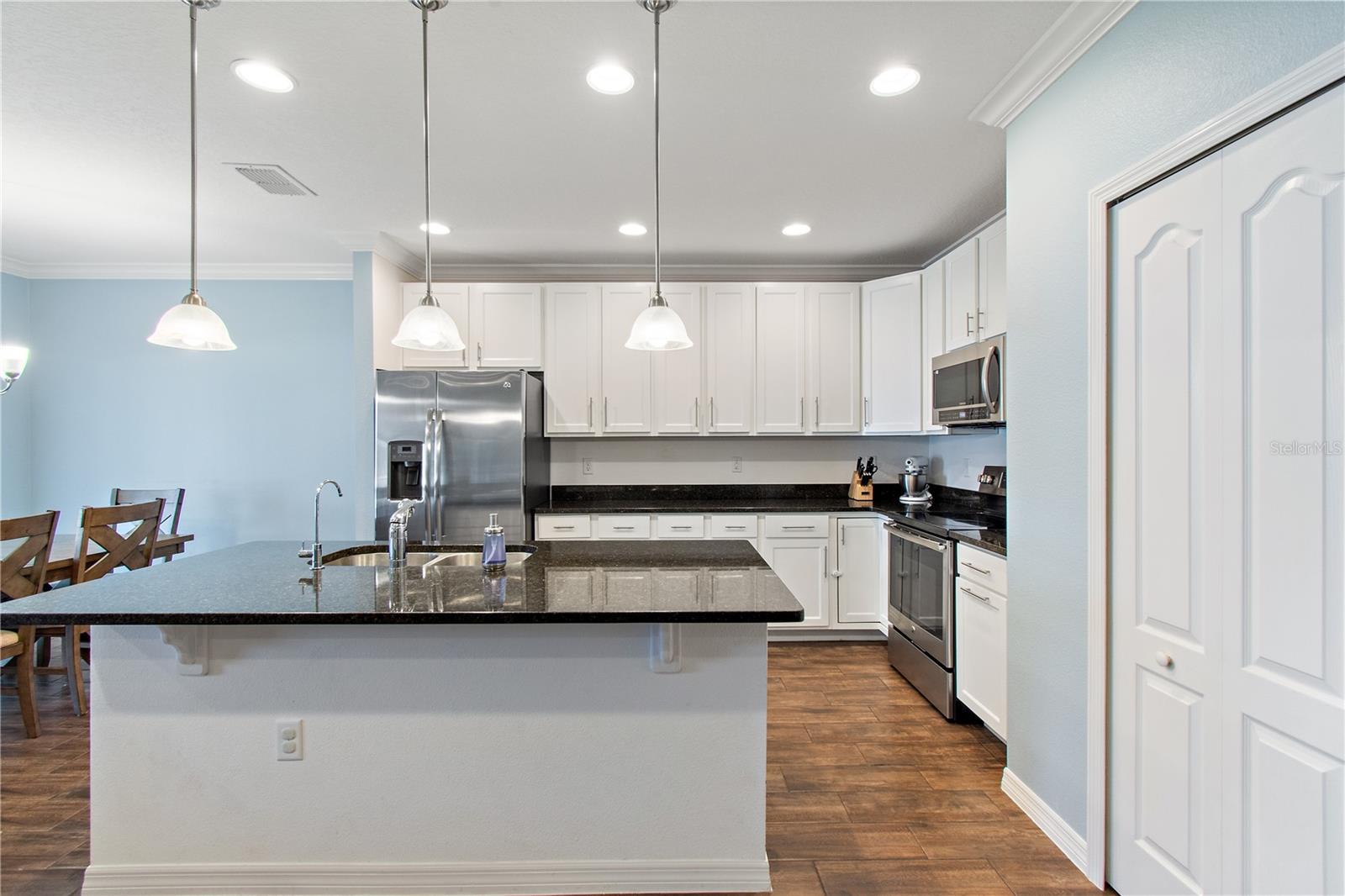 209 FLATWOODS LOOP, DAVENPORT, FL, 33837