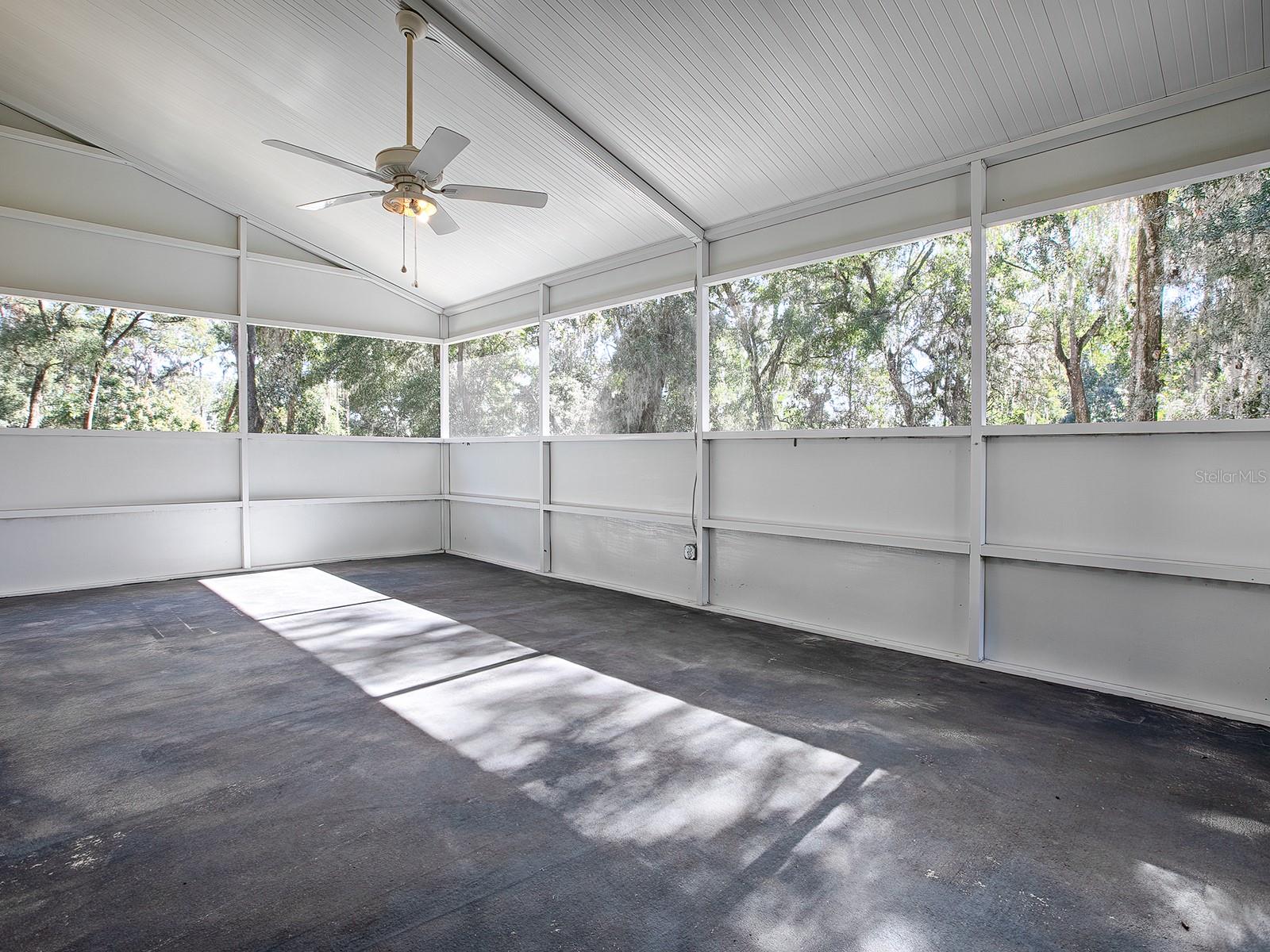 9454 CR 647N, BUSHNELL, FL, 33513