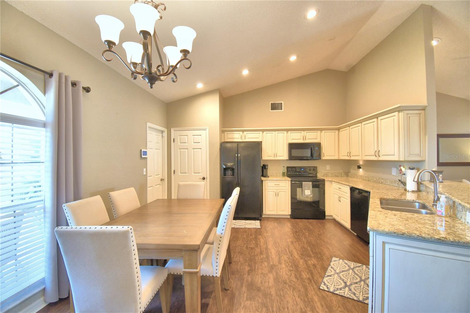 7991 APPLE BLOSSOM DR, LAKELAND, FL, 33810